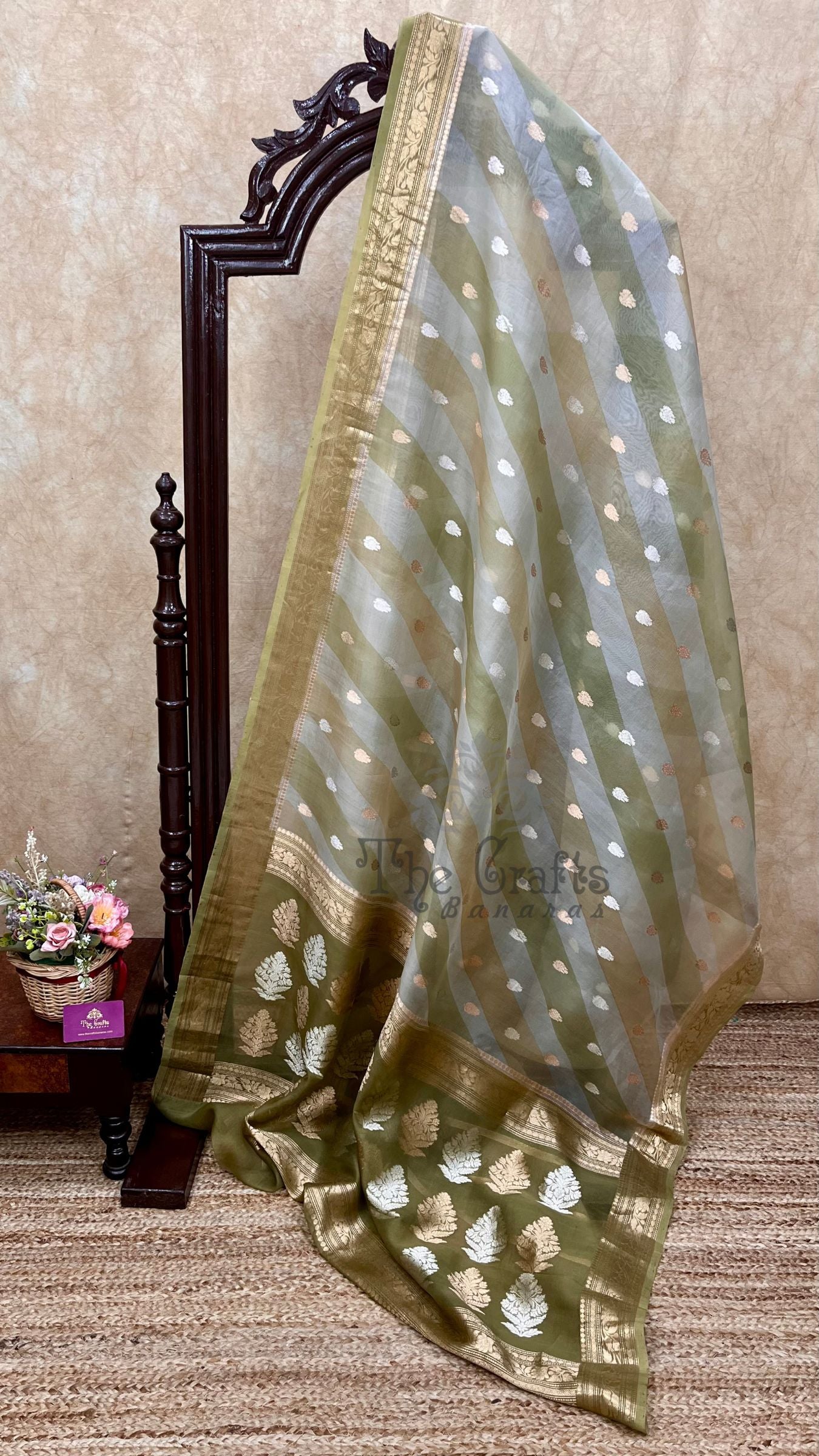 Pure Kora Silk Handloom Banarasi Saree
