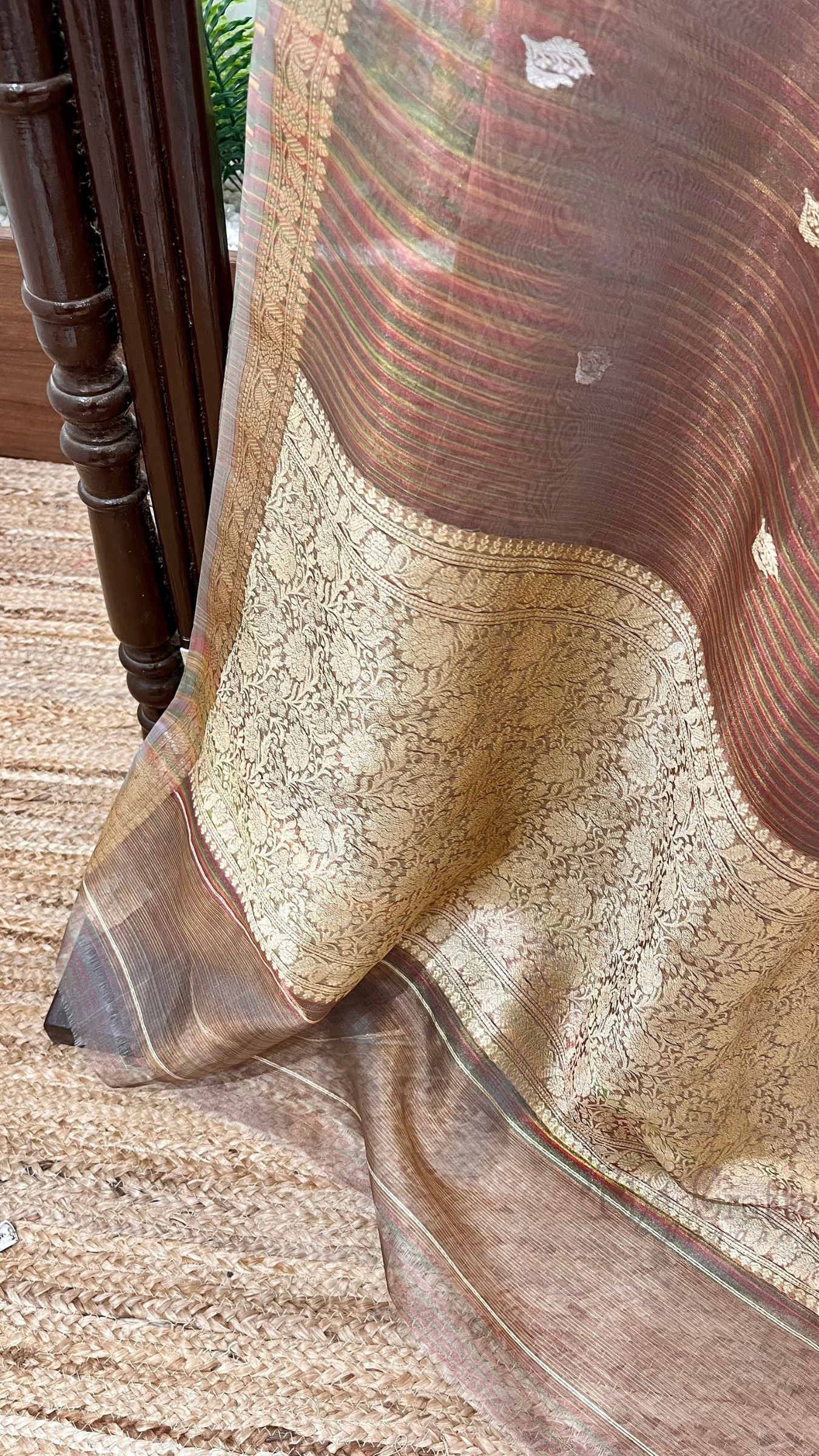 Pure Tissue Silk Handloom Banarasi Saree