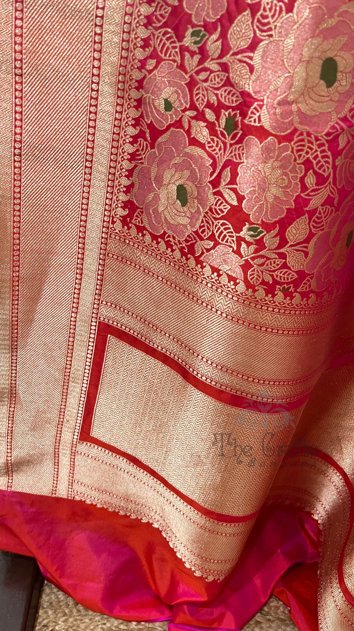 Pure Katan Silk Handloom Banarasi Saree - Tanchui Brocade Meena