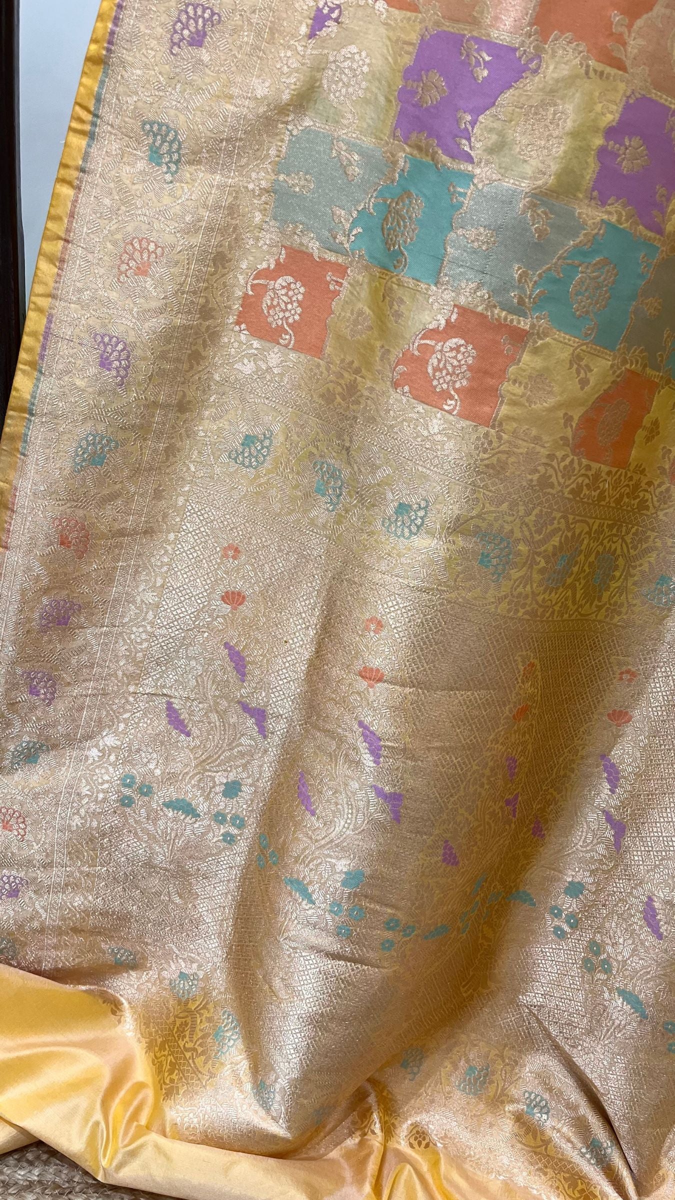 Rangkat Pure Katan Silk Handloom Banarasi Saree - Jaal with meenakari