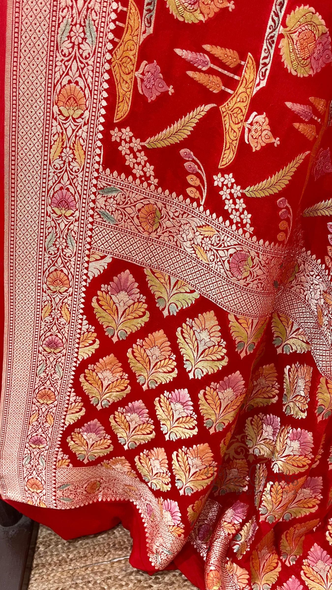 Khaddi Georgette Handloom Banarasi Saree