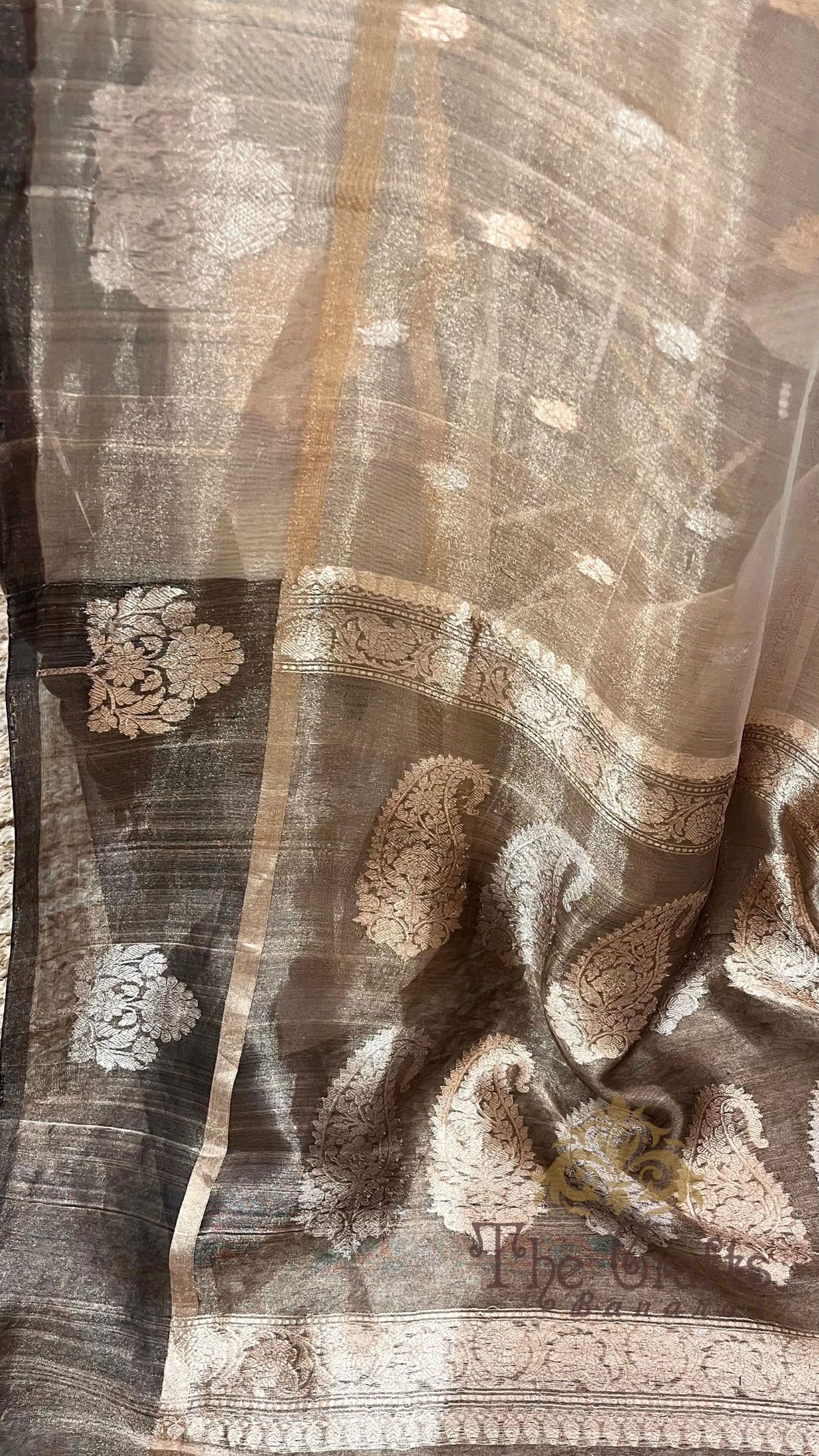 Pure Kora Tissue Silk Handloom Banarasi Saree- Kadhua Motifs