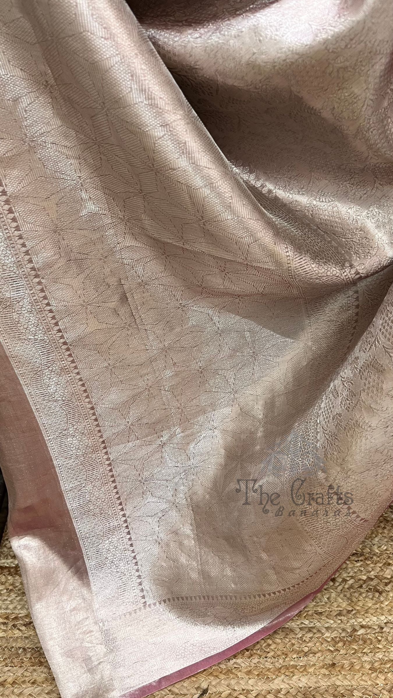 Pure Tissue Brocade Banarasi Saree