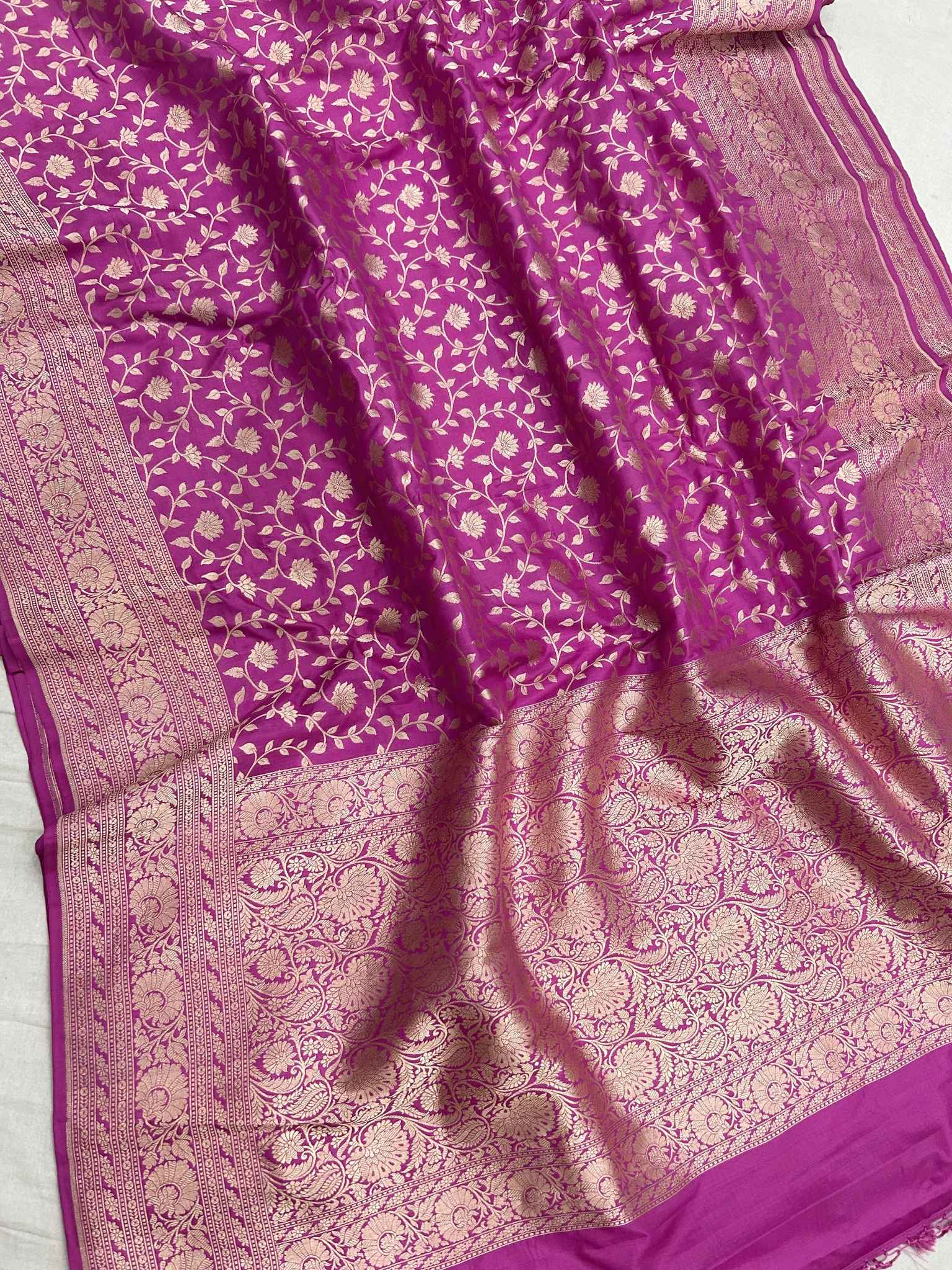 Pure Katan Silk Handloom Banarasi Saree - Jaal work