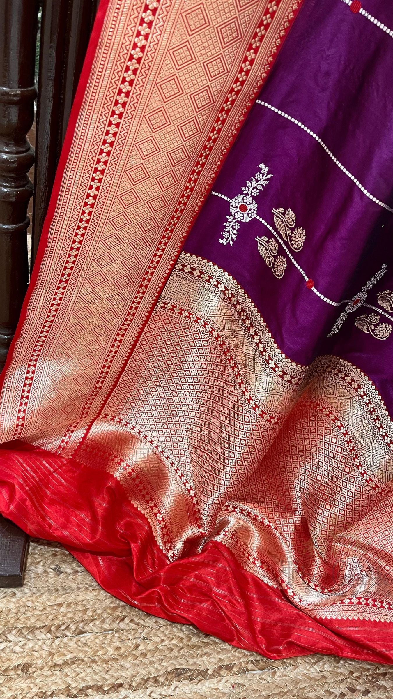Pure Katan Silk Handloom Banarasi Saree - with kadhua meenakari motifs