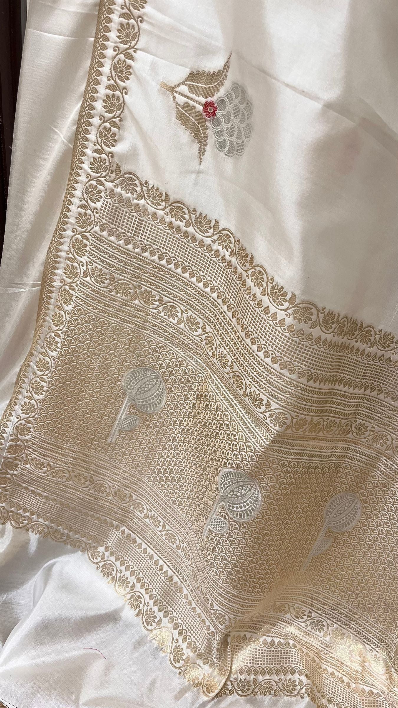 Pure Mango Silk Handloom Banarasi Saree