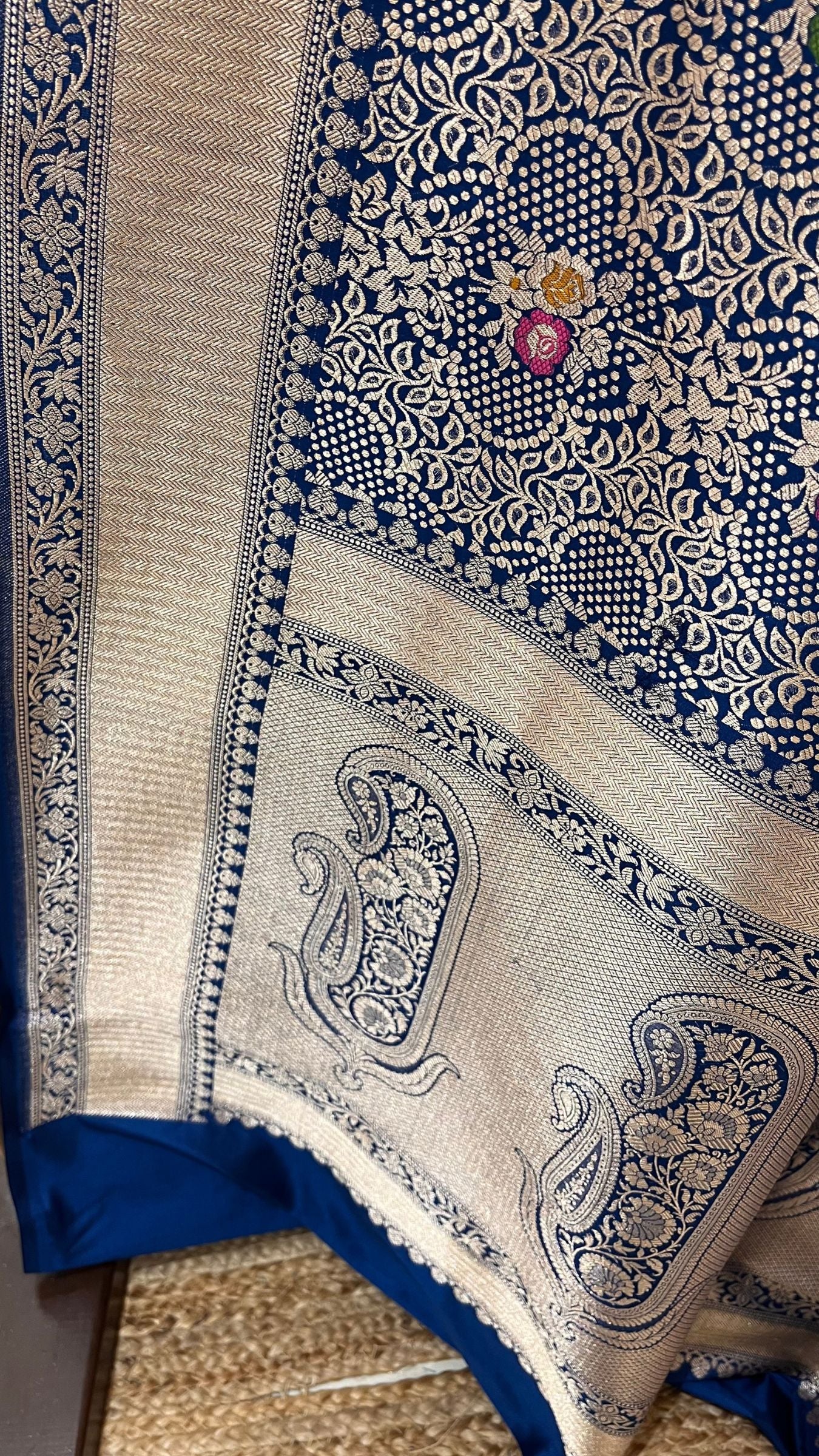 Pure Katan Silk Handloom Banarasi Saree - Tanchui Brocade Meena