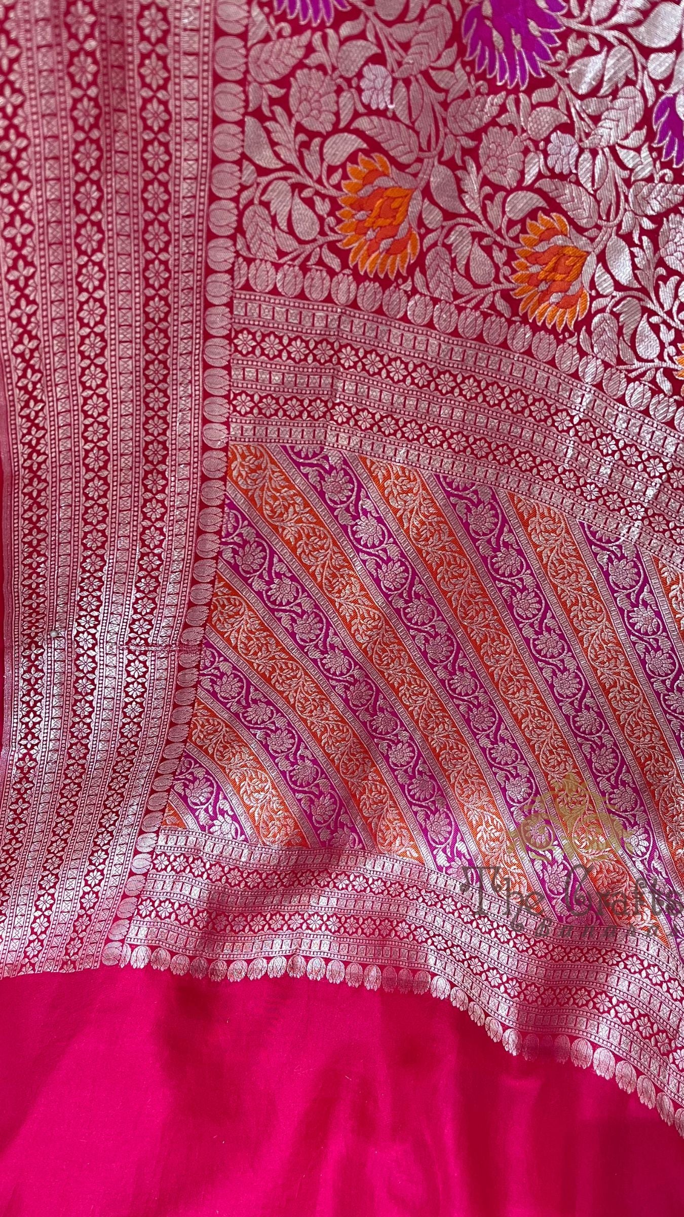 Pure Katan Silk Handloom Banarasi Saree - Tanchui Brocade Meena