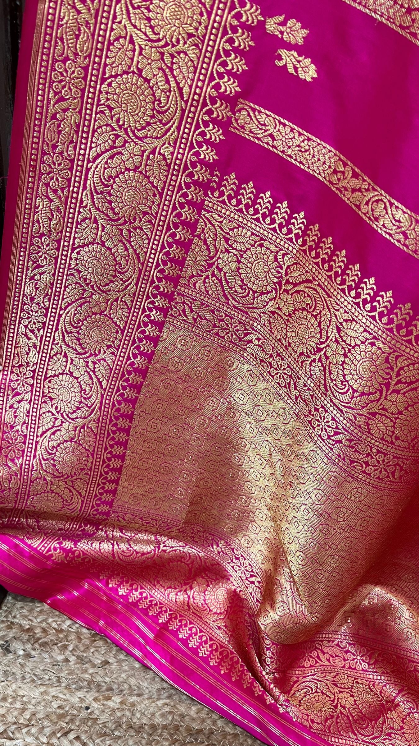 Pure Katan Silk Handloom Banarasi Saree - with Kadhua Stripes