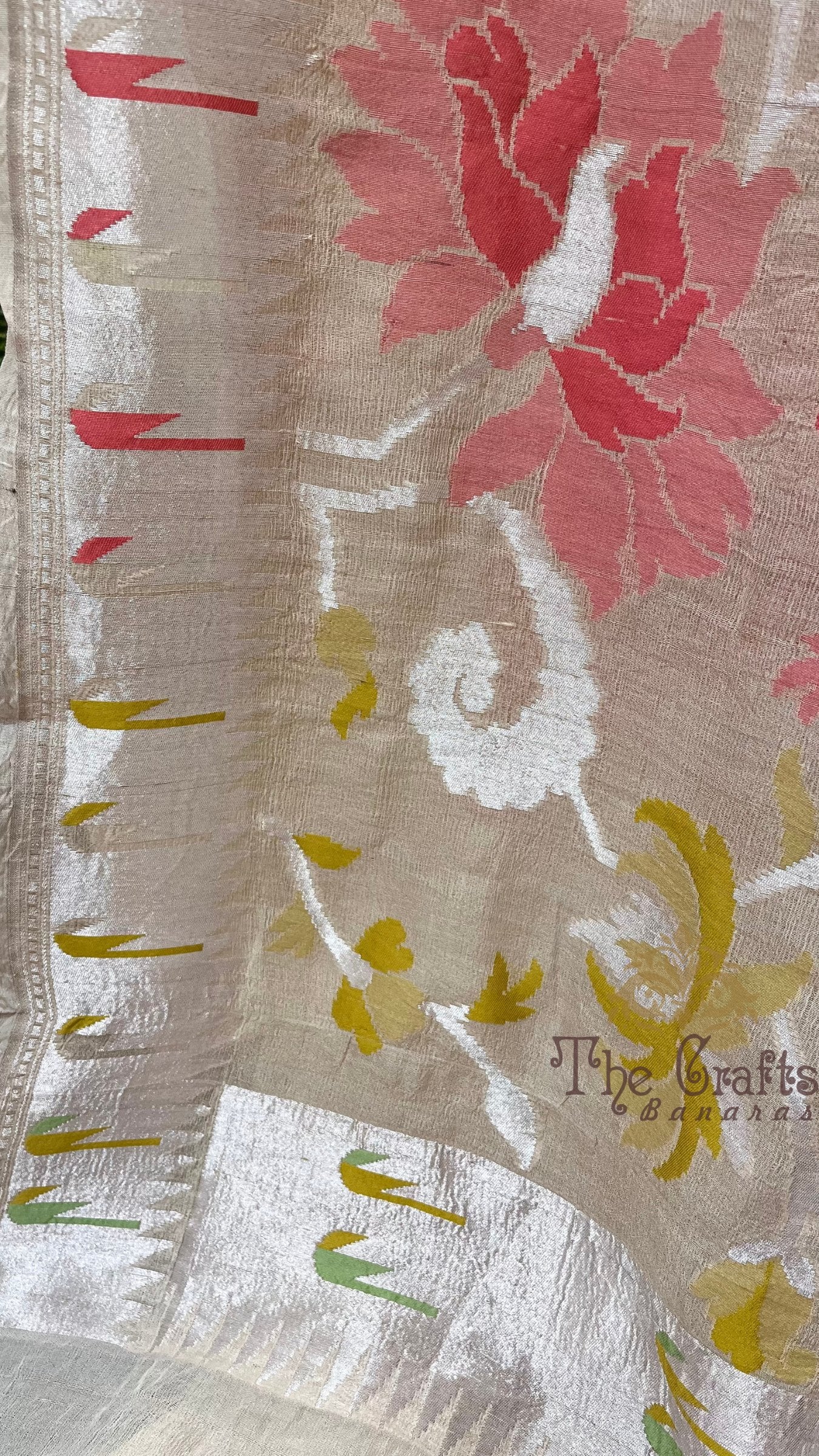Tussar Georgette Handloom Banarasi Saree - Meenakari