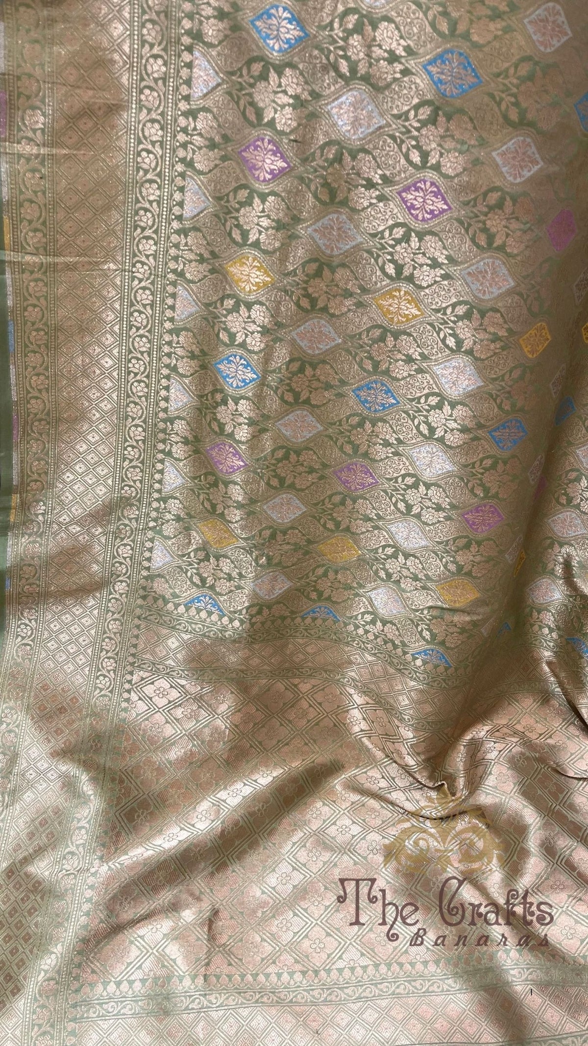 Pure Katan Silk Handloom Banarasi Saree - Tanchui Brocade Meenakari