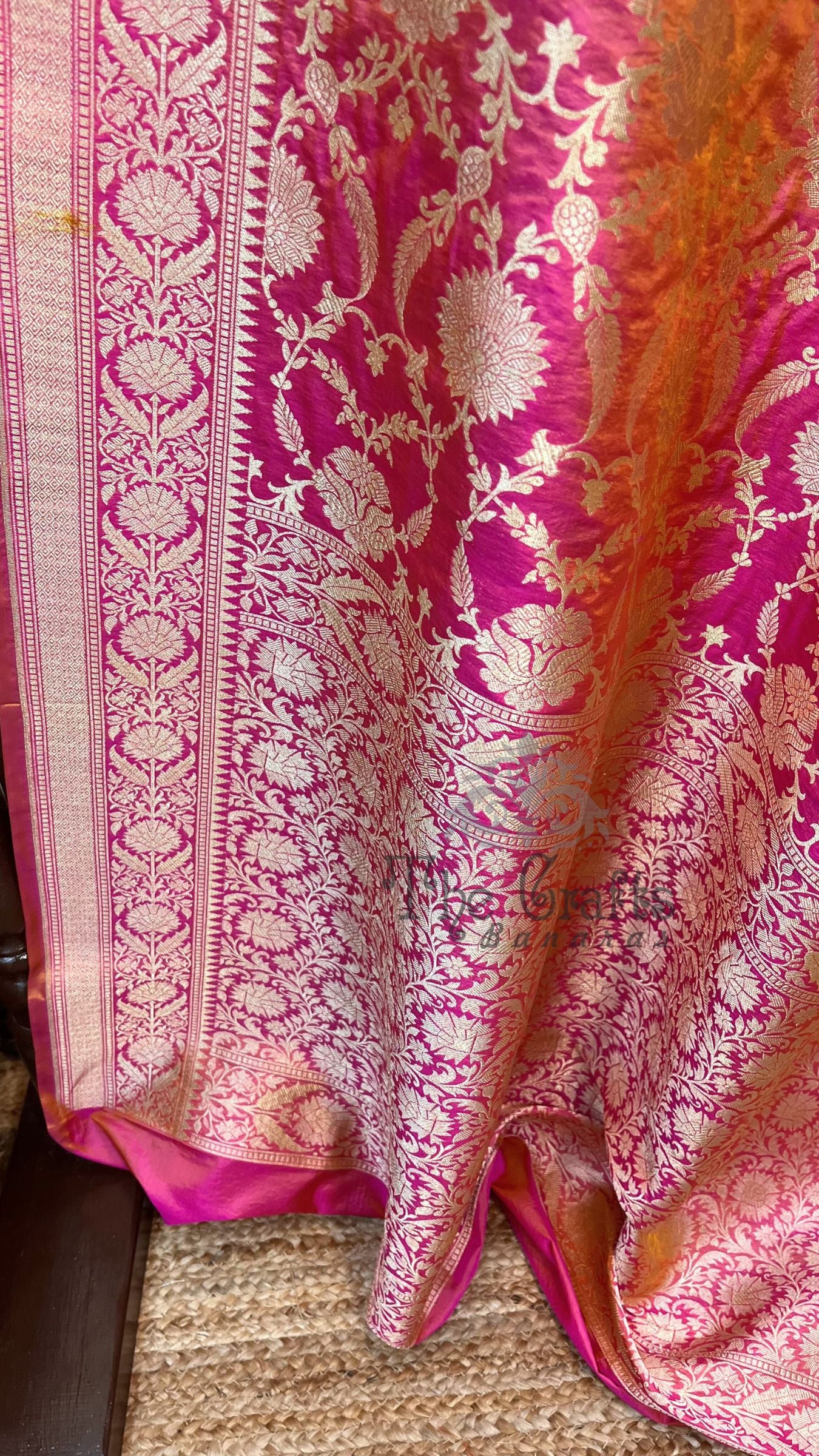 Pure Katan Silk Handloom Banarasi Saree - Jaal work
