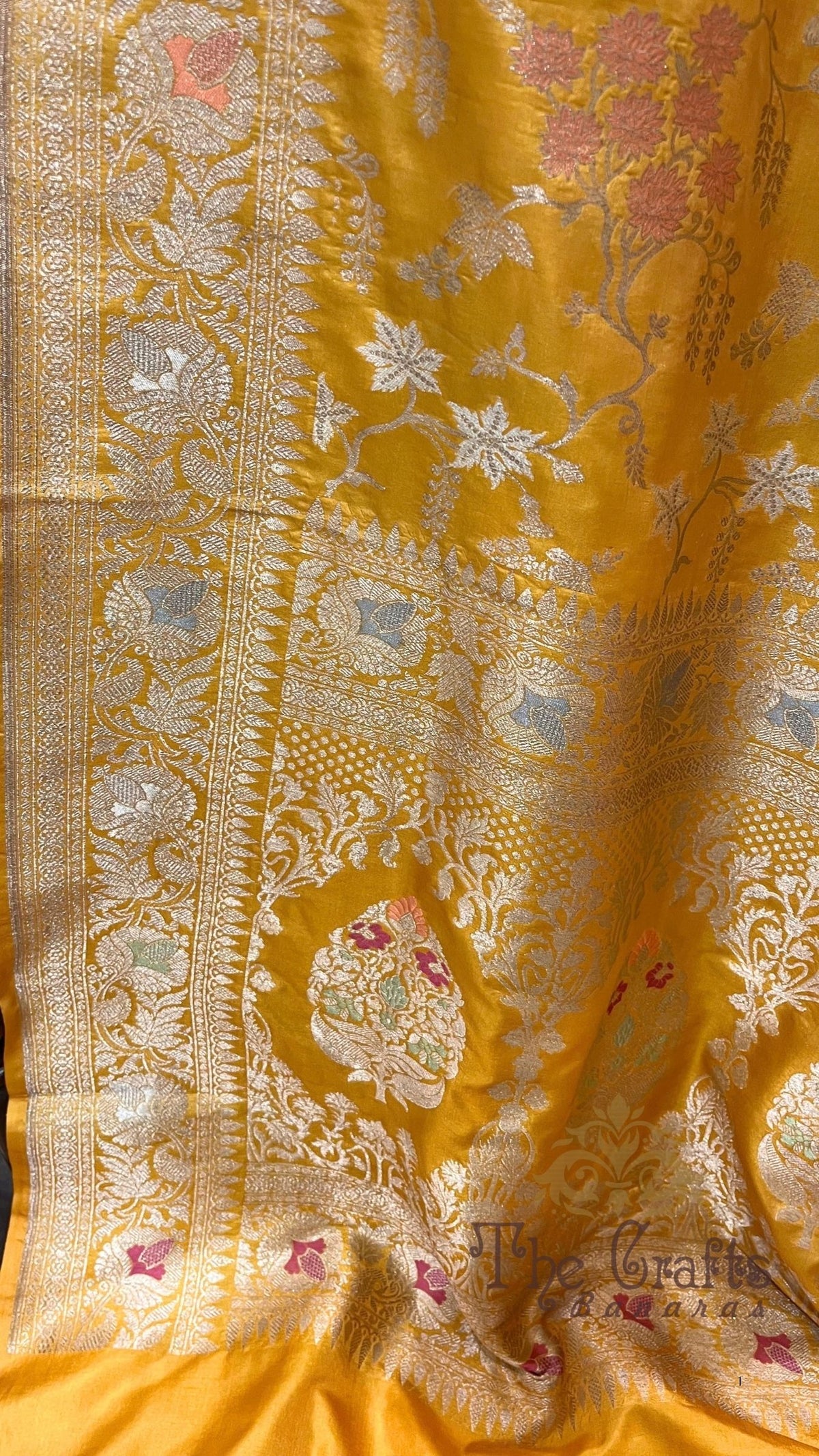 Pure Katan Silk Handloom Banarasi Saree - Jaal Work with Meenakari