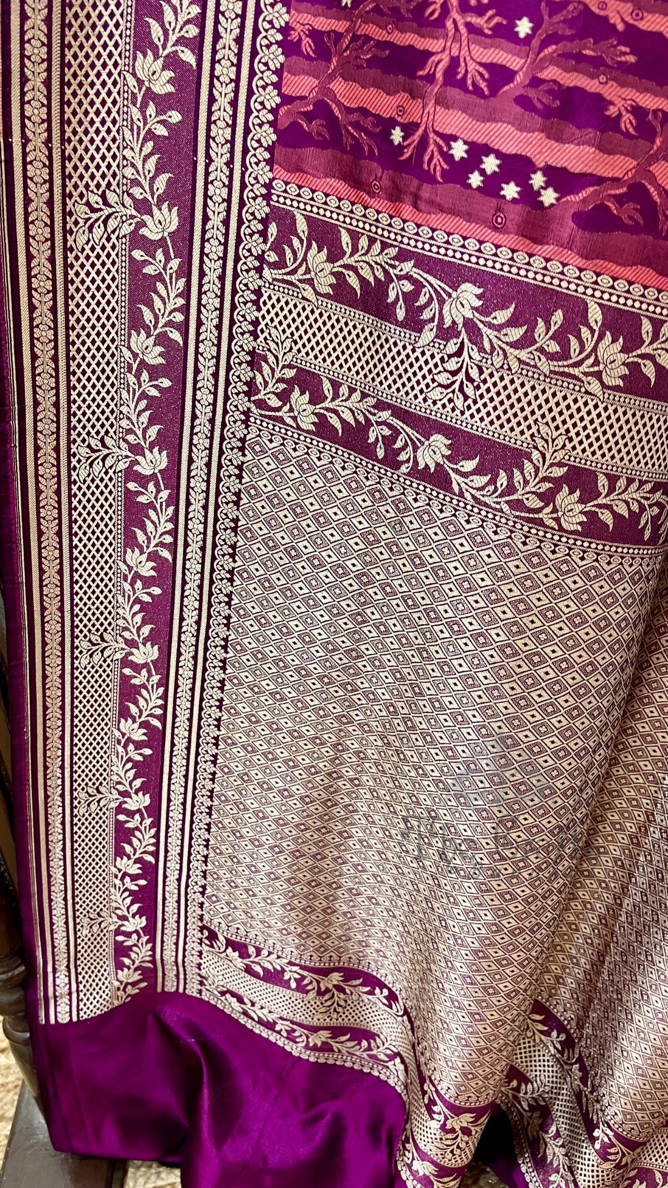 Pure Katan Silk Handloom Banarasi Saree - Jaal With Meenakari