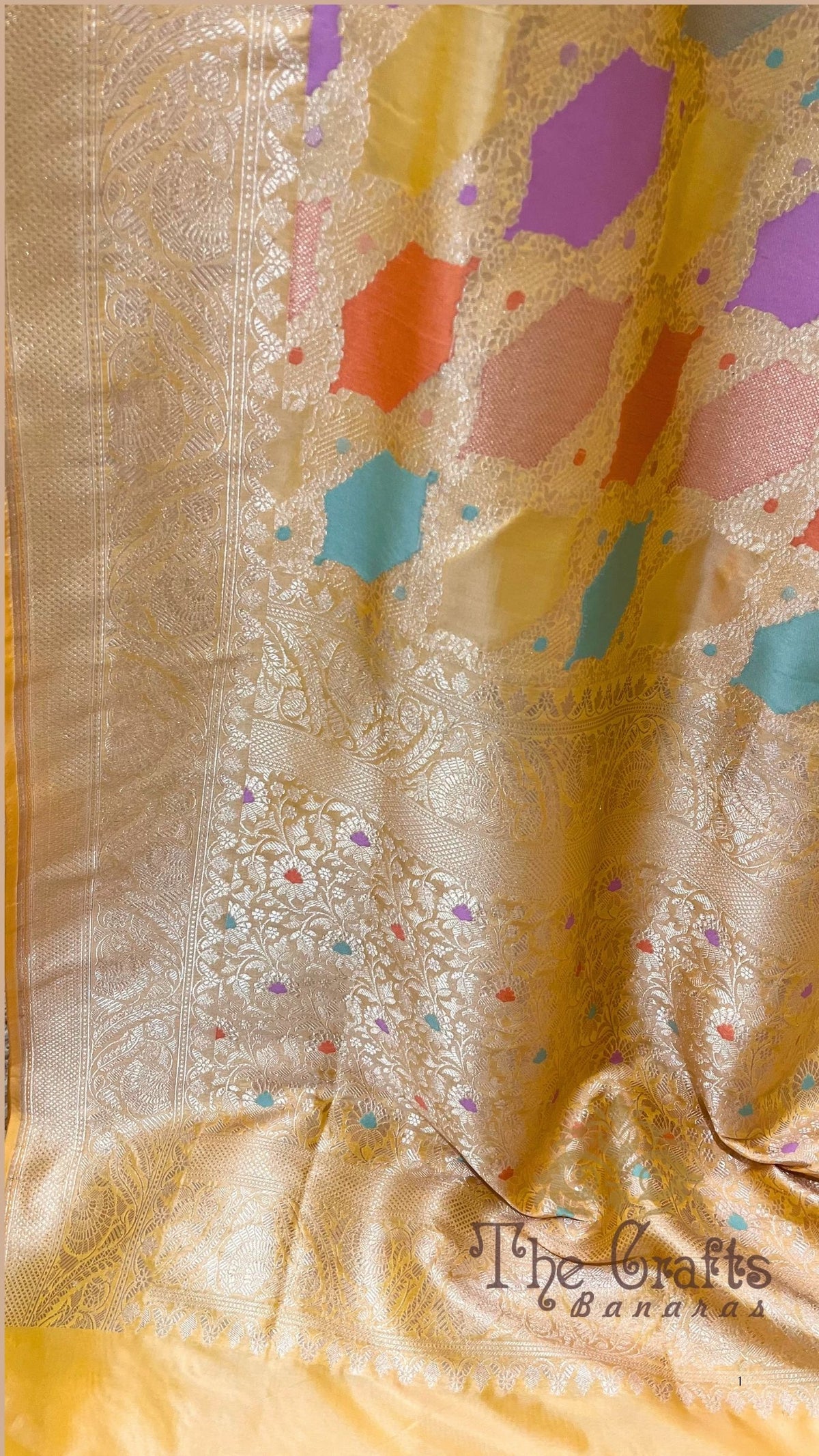 Rangkat Pure Katan Silk Handloom Banarasi Saree - Jaal work with meenakari