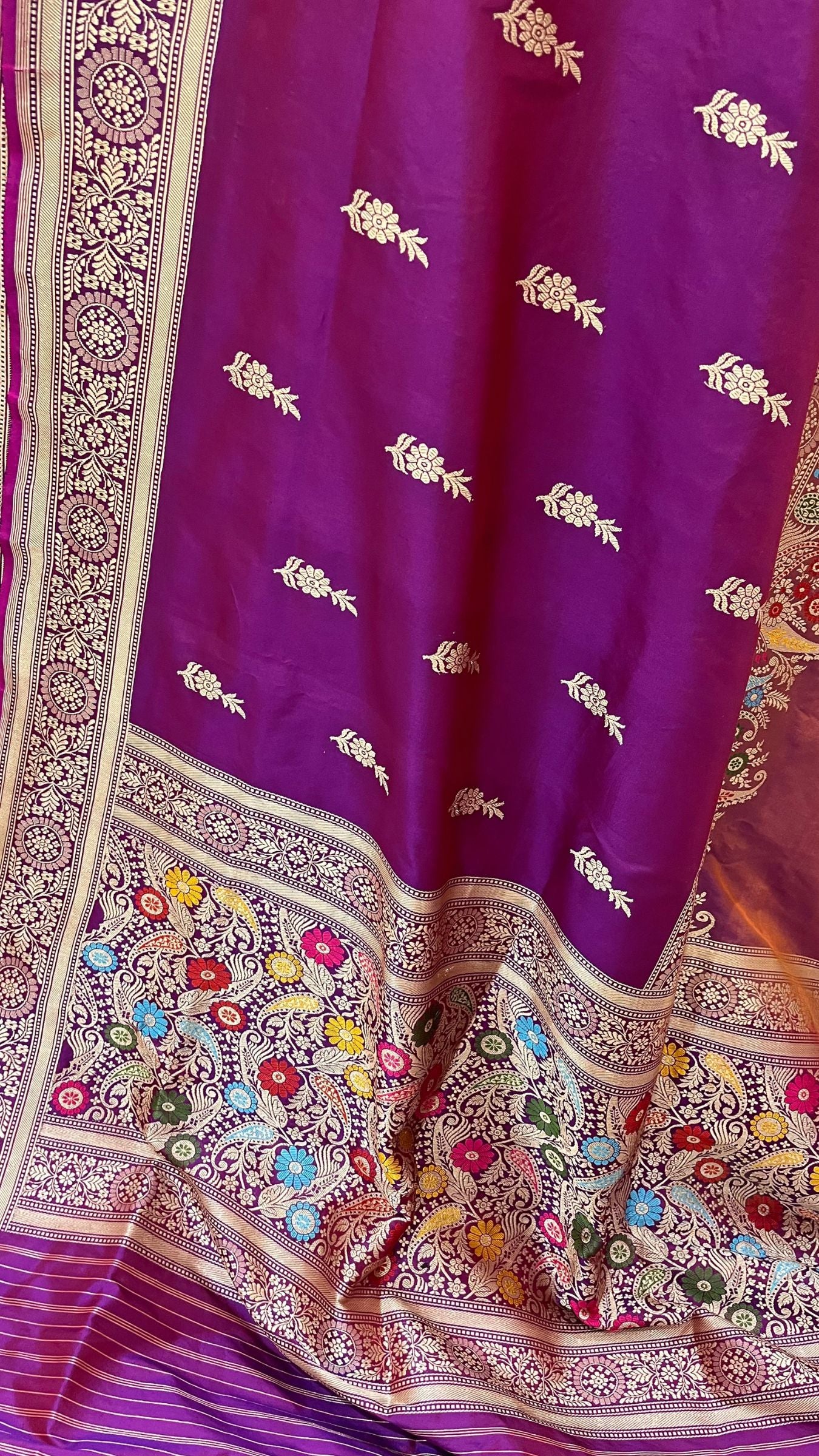 Pure Katan Silk Handloom Banarasi Saree - with Kadhua Meenakari Work