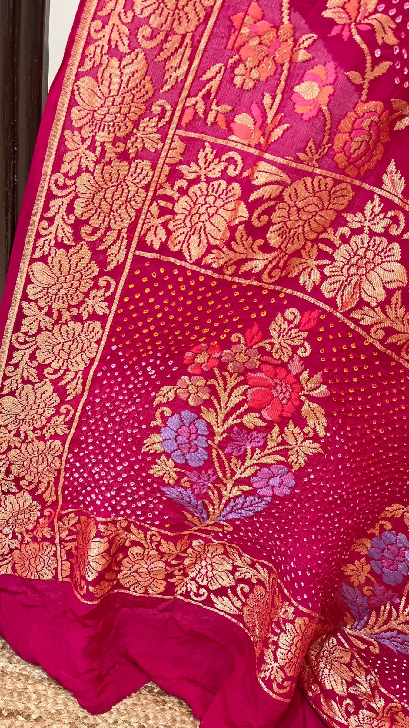 Khaddi Georgette Banarasi Handloom Bandhej Dupatta