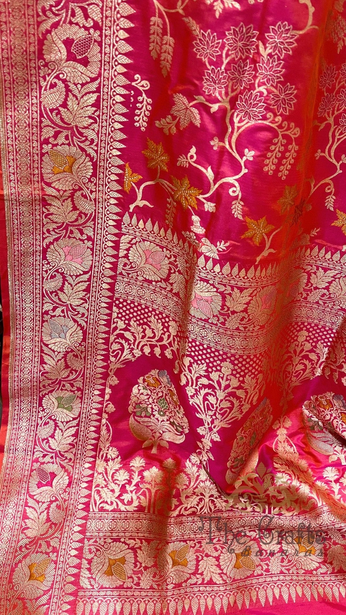 Pure Katan Silk Handloom Banarasi Saree - Jaal Work with Meenakari