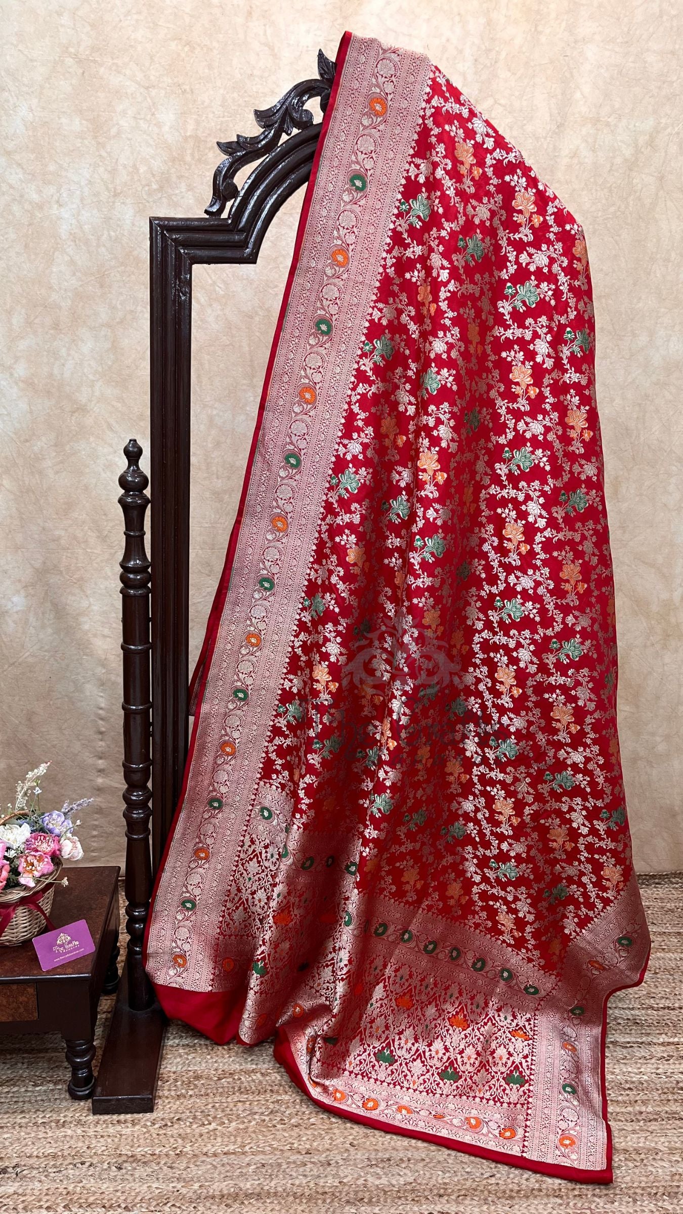 Pure Katan Silk Handloom Banarasi Saree - Jall With Meenakari