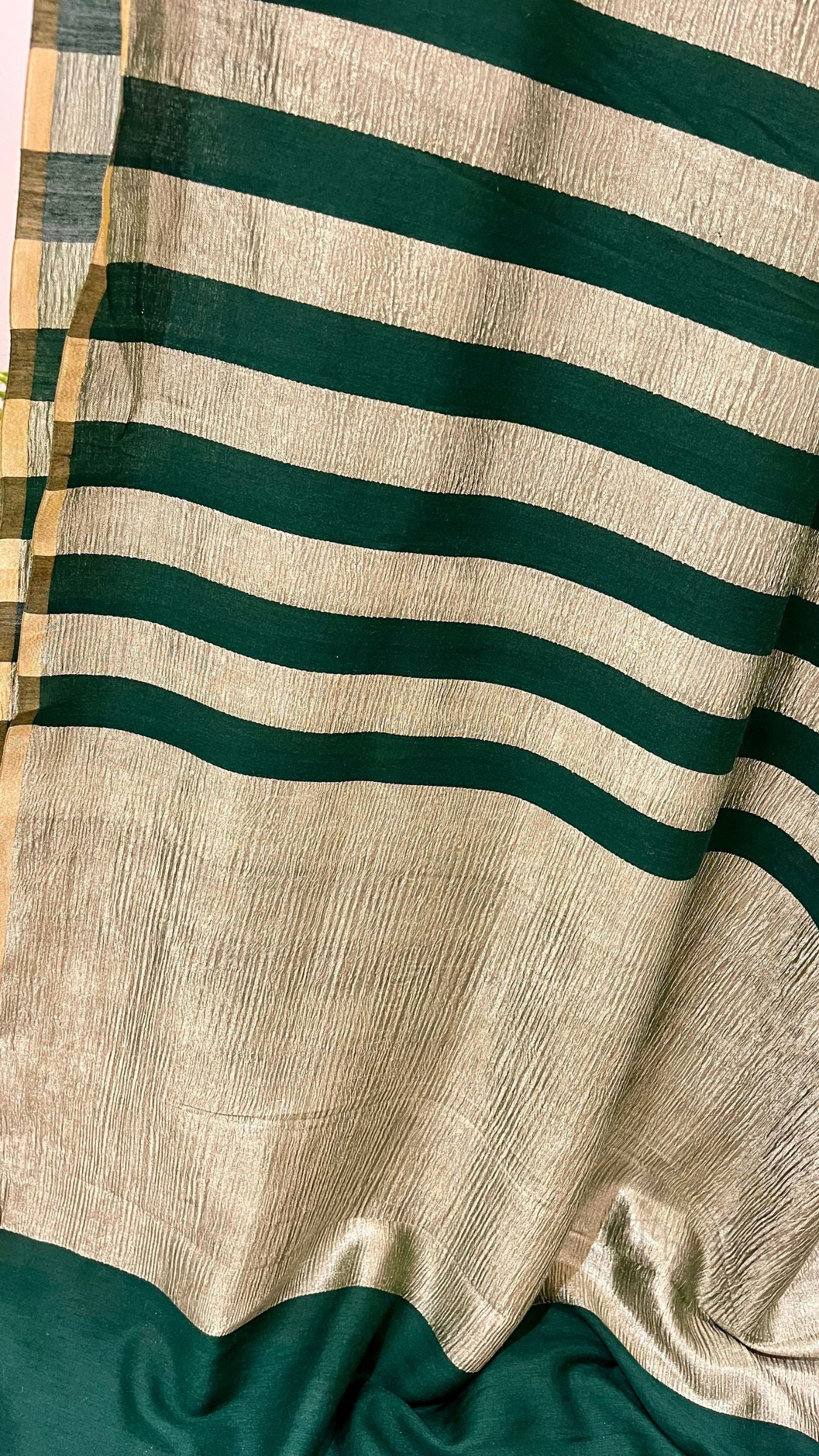 Pure Munga Crush Tissue Silk Handloom Banarasi Saree