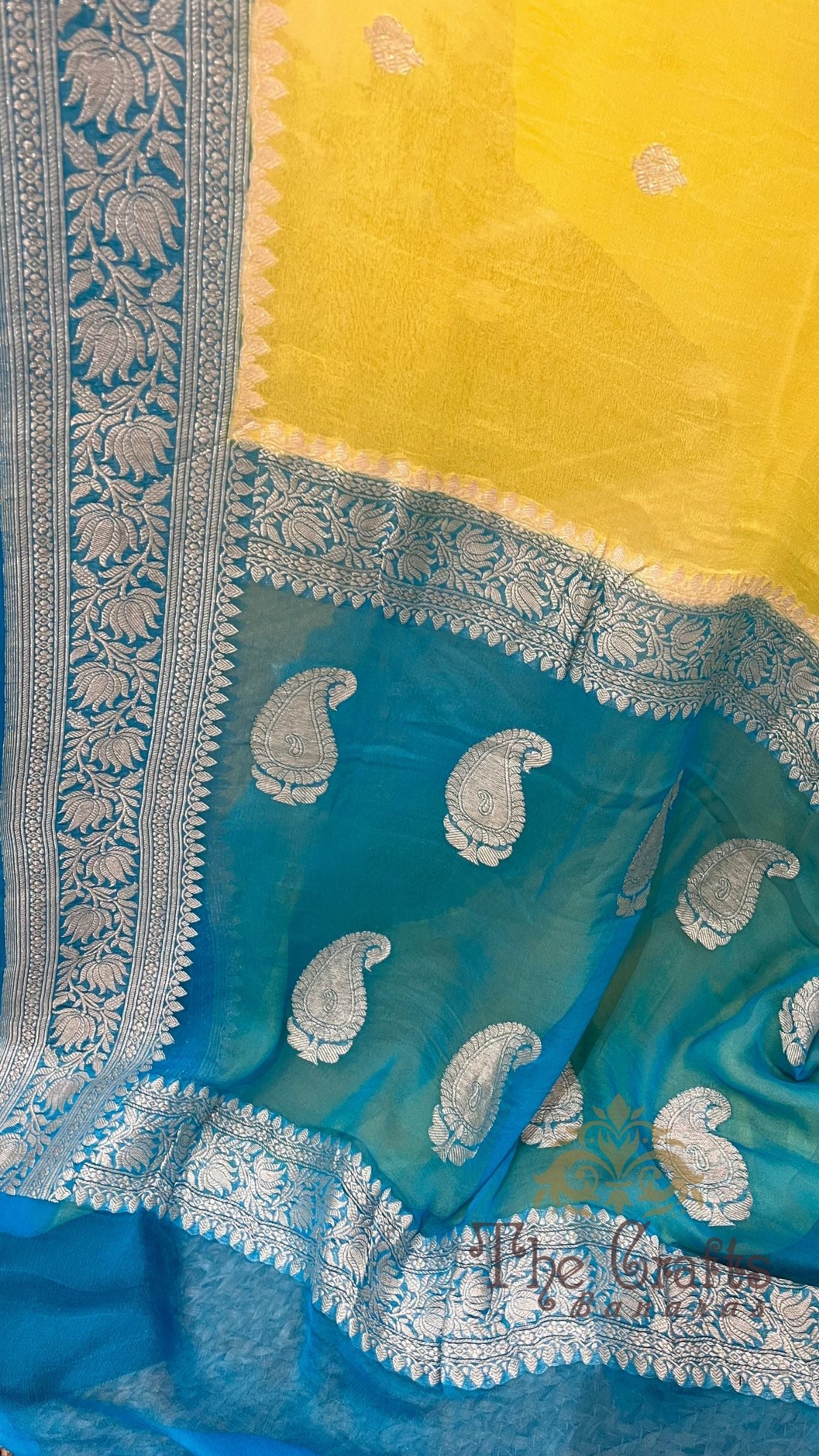 Pure Georgette Banarasi Handloom Saree - Silver Zari