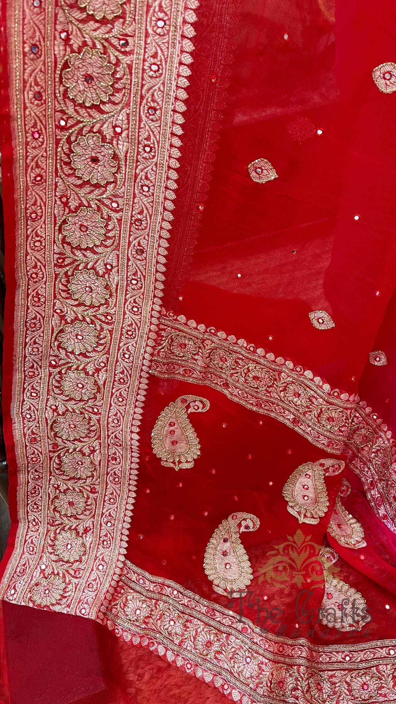 Pure Georgette Handloom Banarasi Saree - Handwork Mirror Cut Dana and Motifs Work