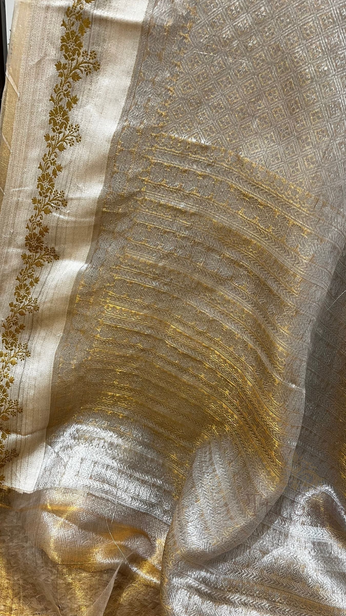 Pure Tissue Silk Brocade Banarasi Saree