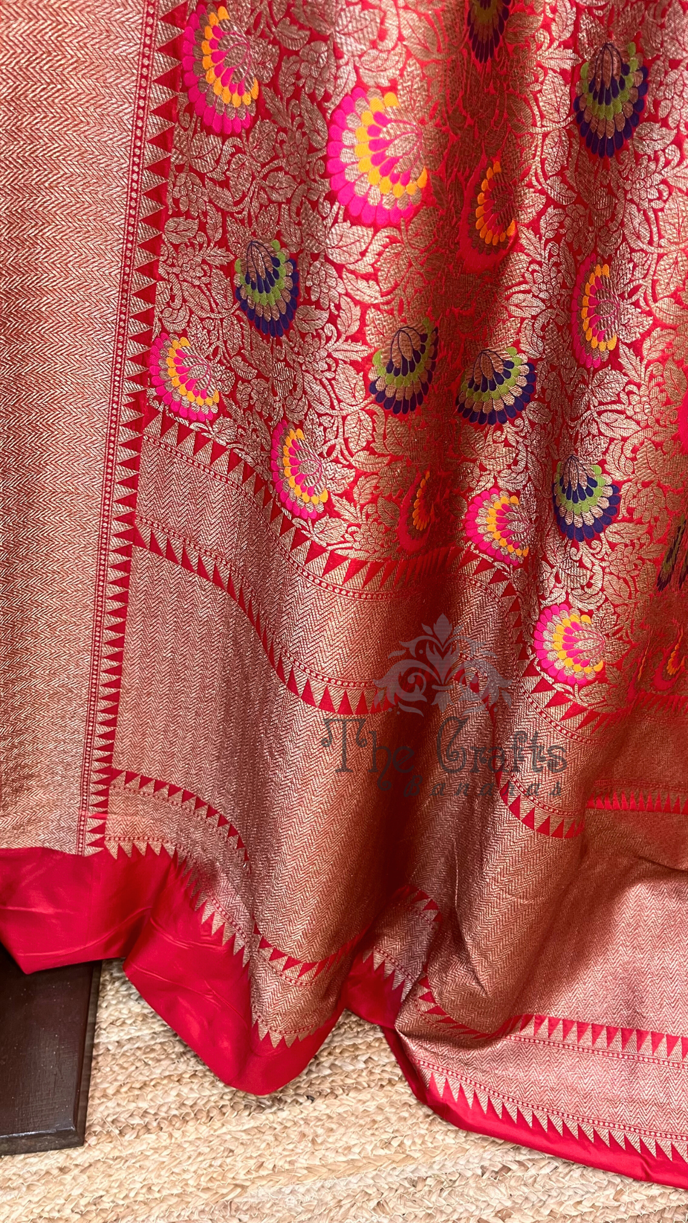 Pure Katan Silk Handloom Banarasi Saree - Tanchui Brocade Meena