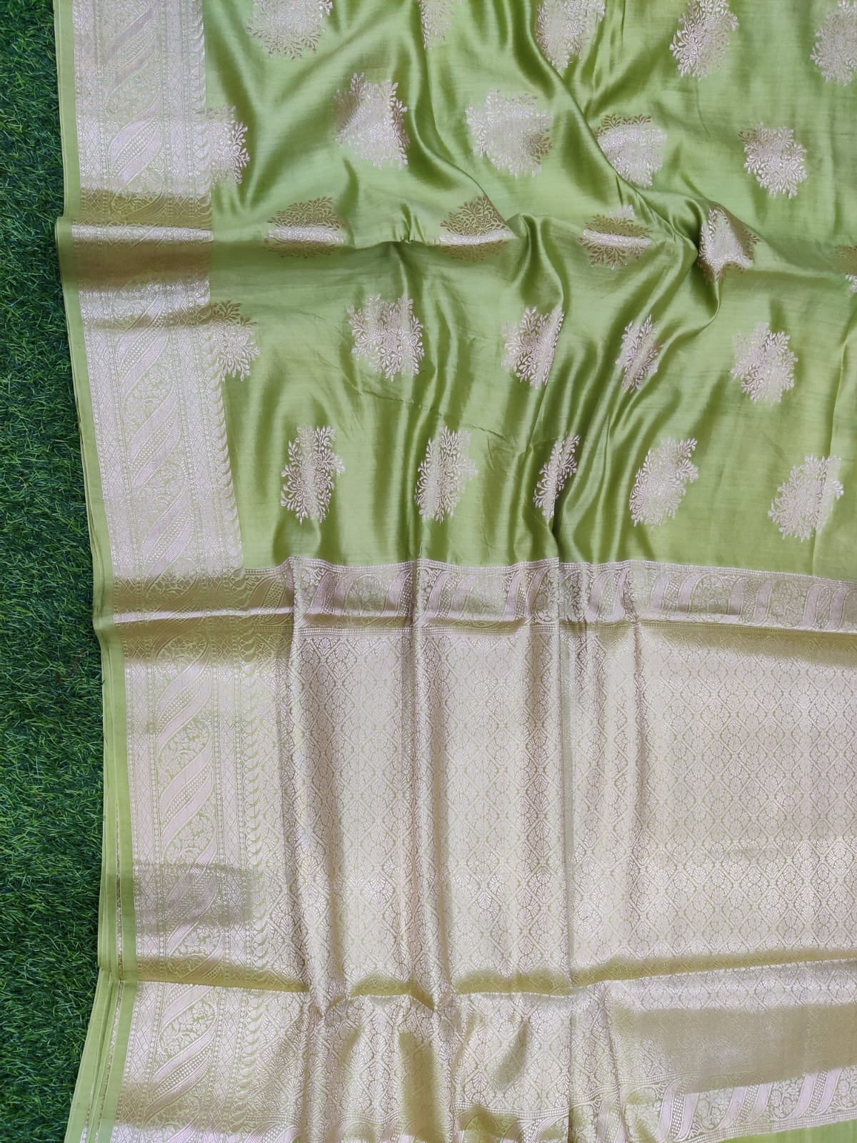 Pure Chiniya Silk Banarasi Saree