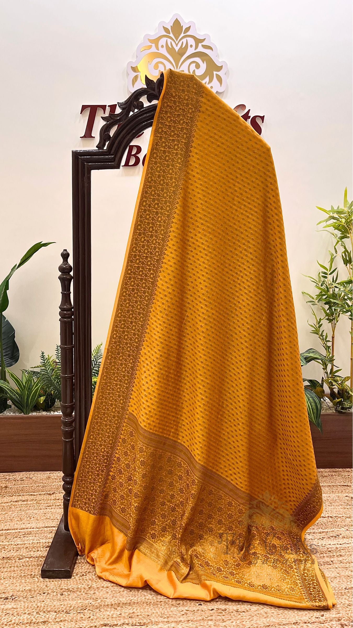 Pure Chiniya Silk Banarasi Saree