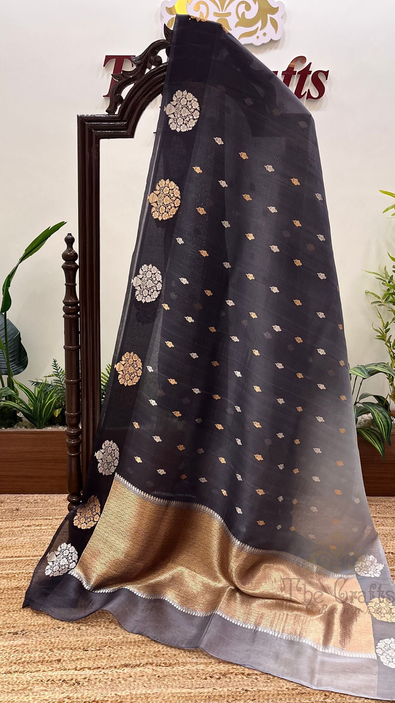 Pure Kora Silk Handloom Banarasi Saree