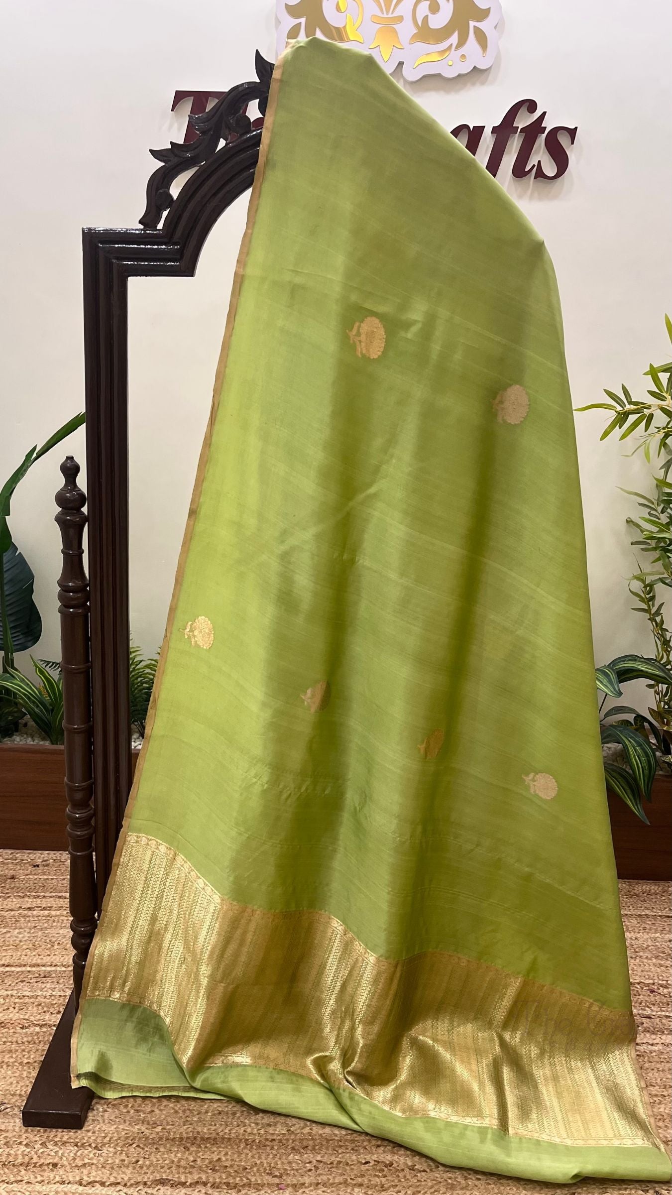 Pure  Mango Silk Handloom Banarasi Saree