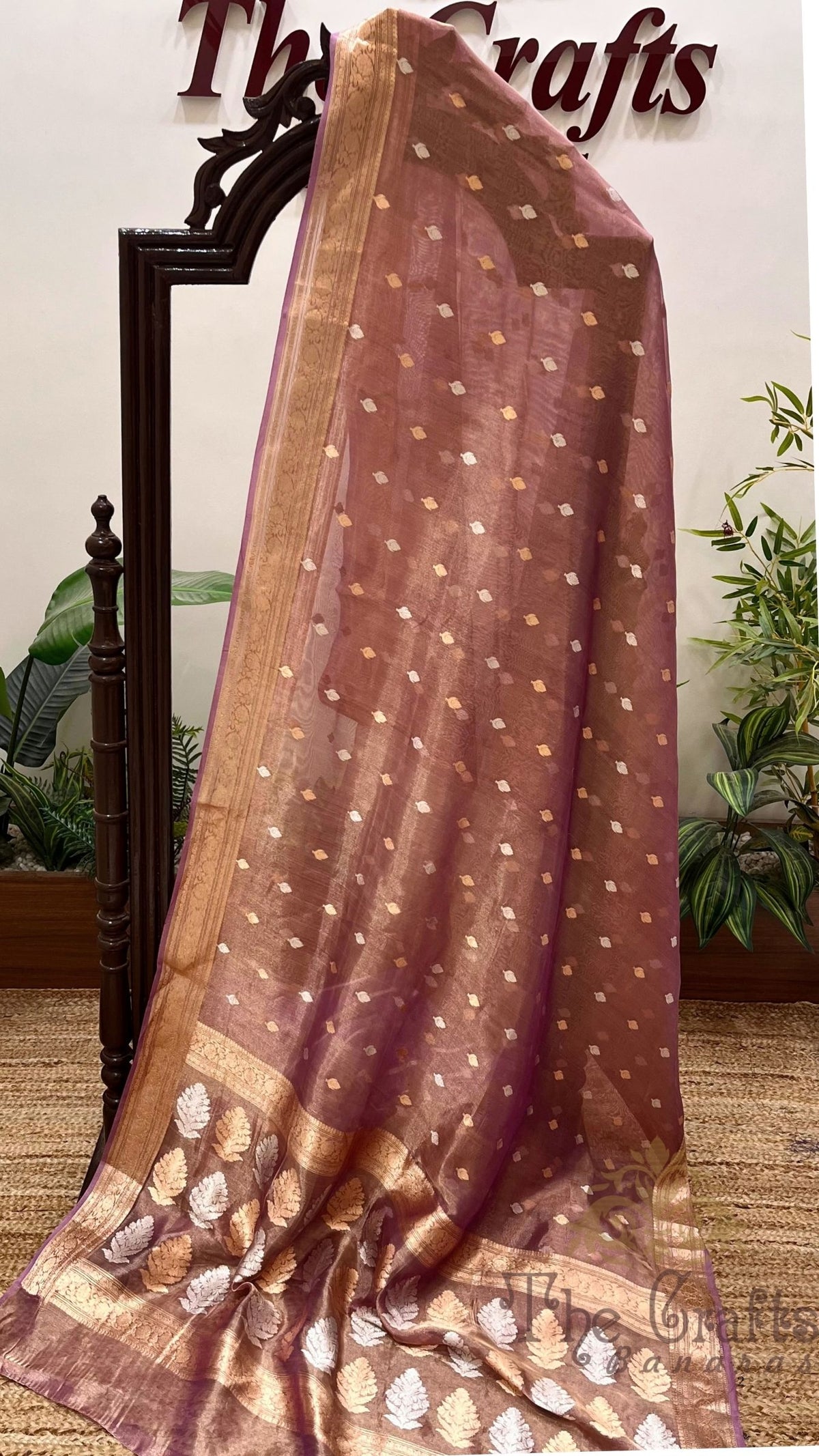 Pure Kora Tissue Silk Handloom Banarasi Saree- Kadhua Motifs