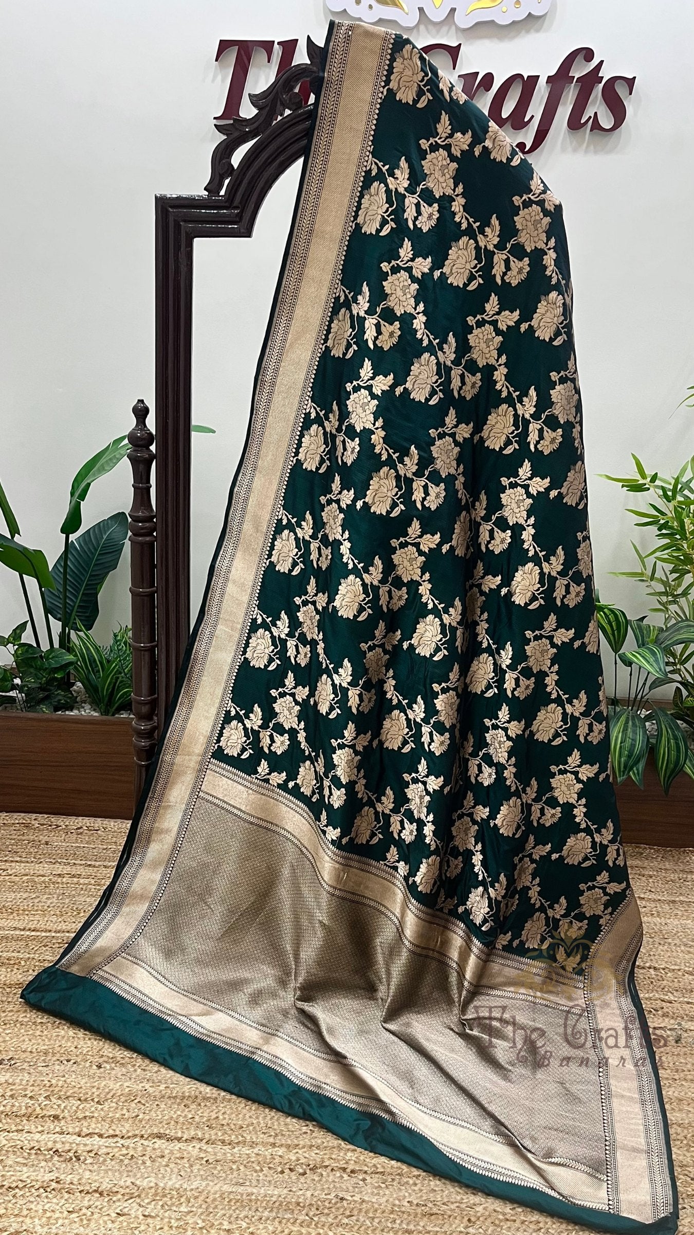 Pure Katan Silk Handloom Banarasi Saree - Jaal work