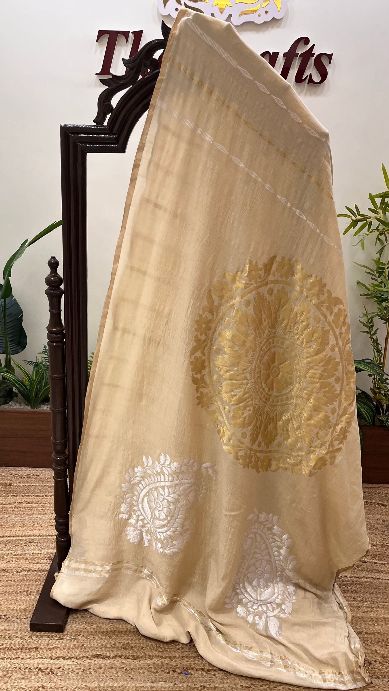 Pure Munga Silk Handloom Banarasi Saree