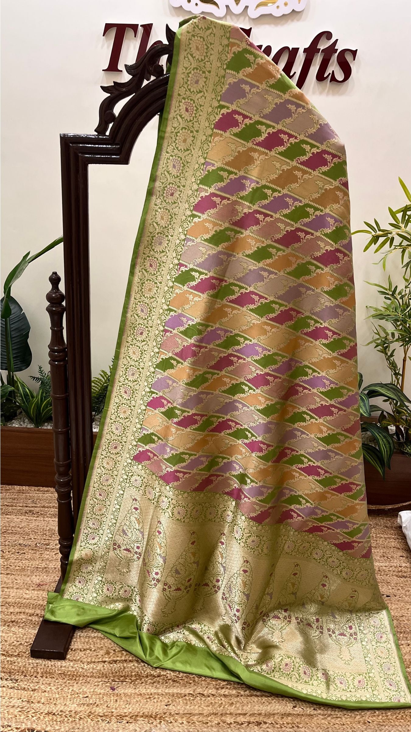 Rangkat Pure Katan Silk Handloom Banarasi Saree - Jaal with meenakari