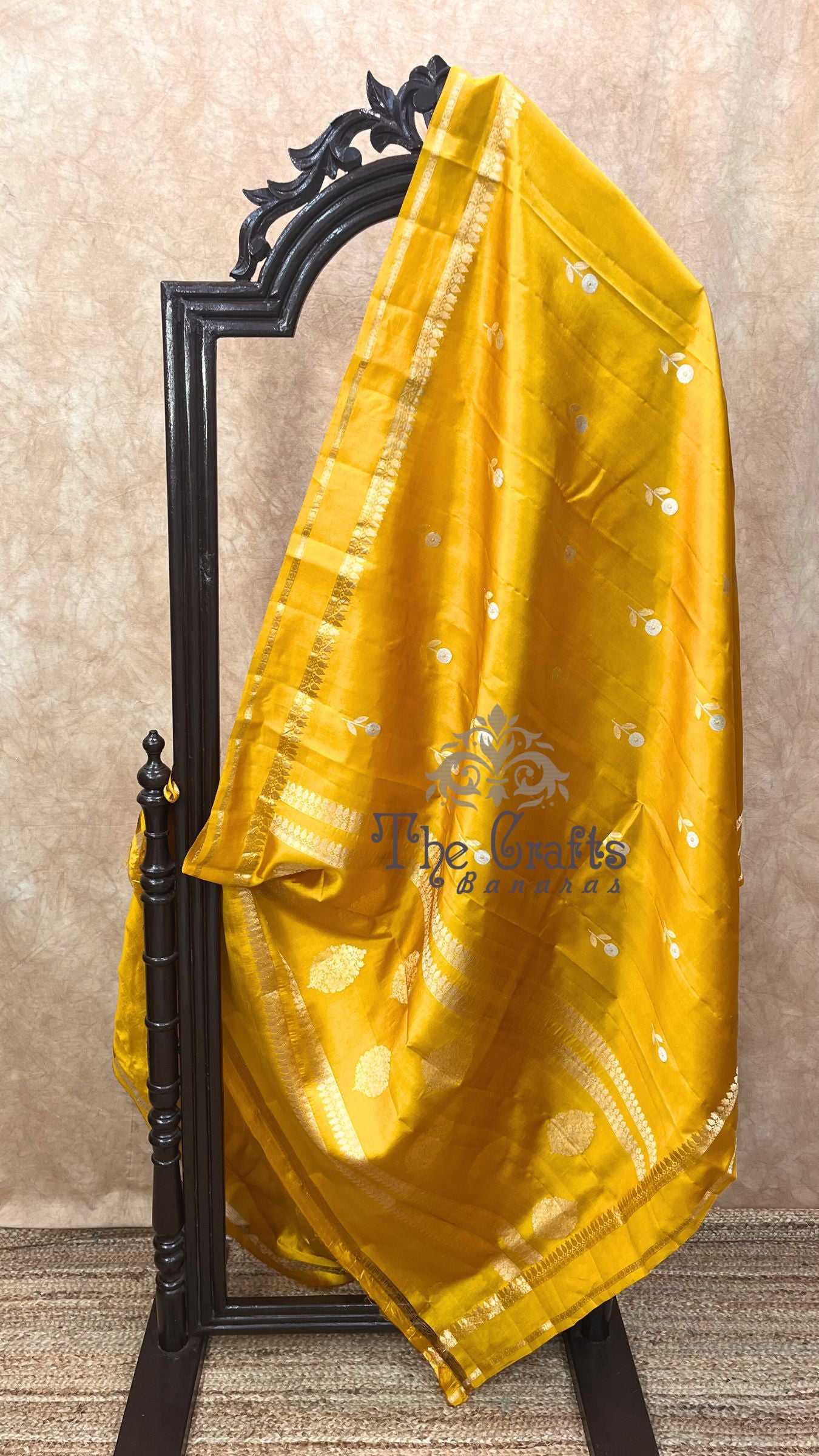 Pure Raw Mango Silk Handloom Banarasi Saree