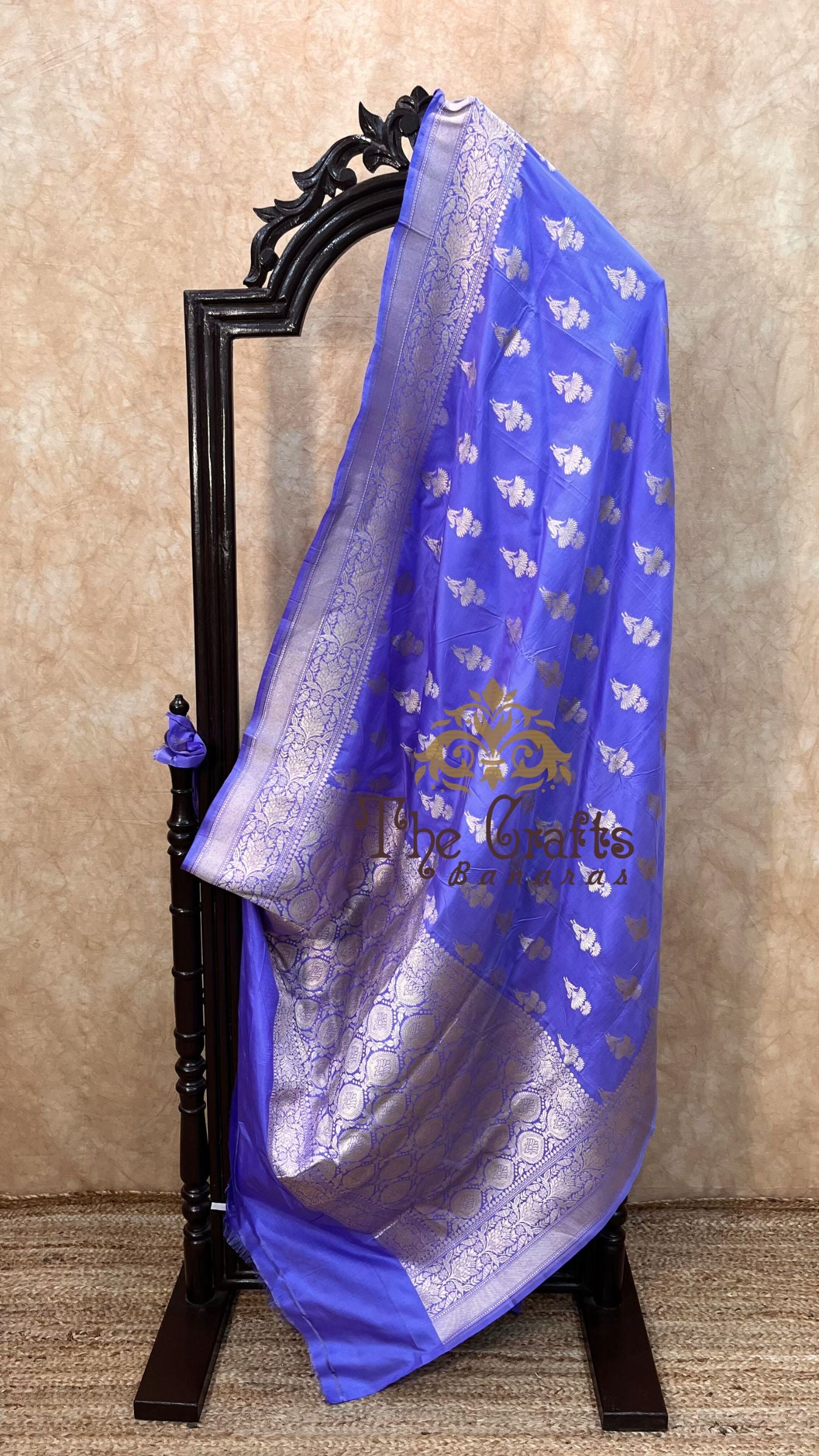 Pure Katan Silk Handloom Banarasi Saree - Jaal work