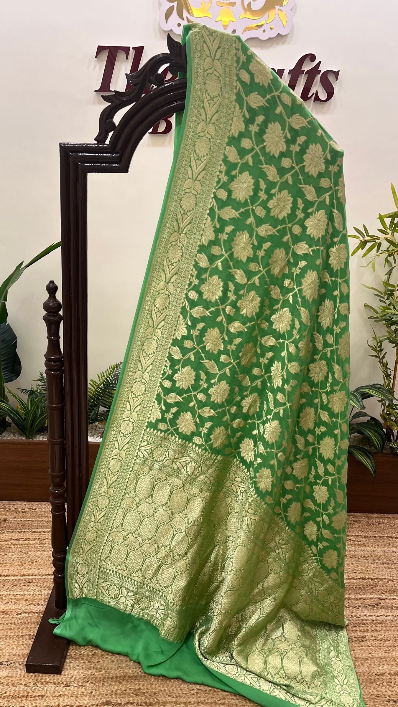 Khaddi Georgette Handloom Banarasi Saree - Water Zari