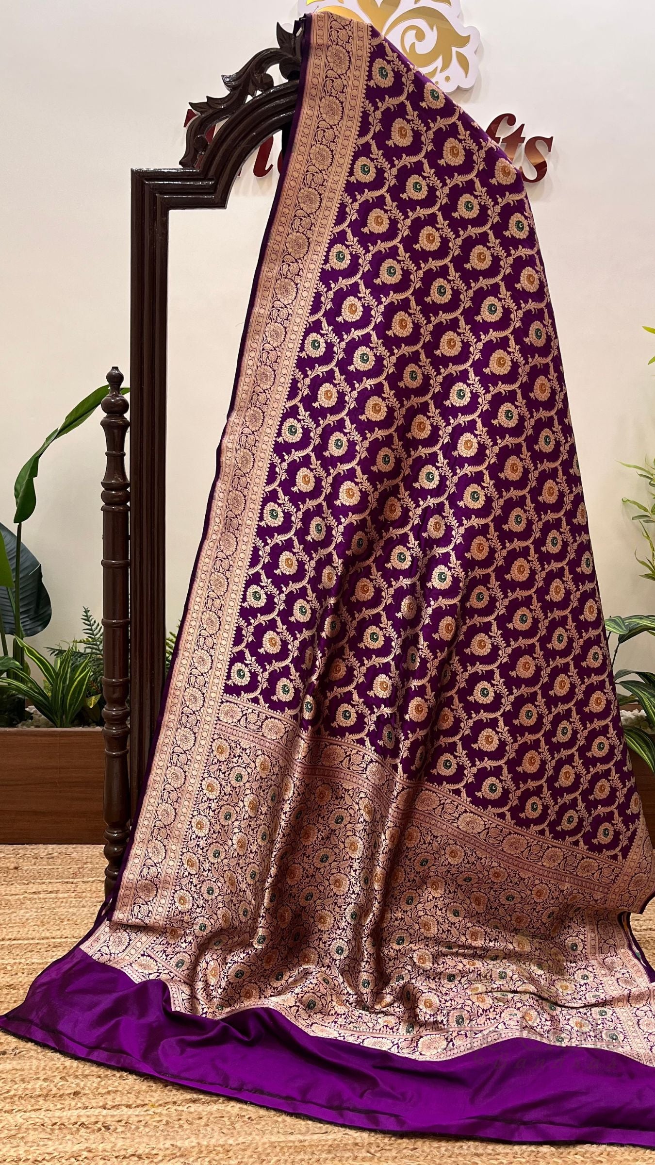 Pure Katan Silk Handloom Banarasi Saree - Jaal With Meenakari