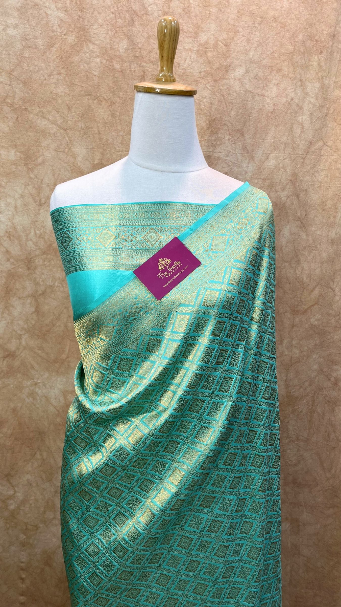 Pure Katan Silk Handloom Banarasi Saree - Tanchui Brocade