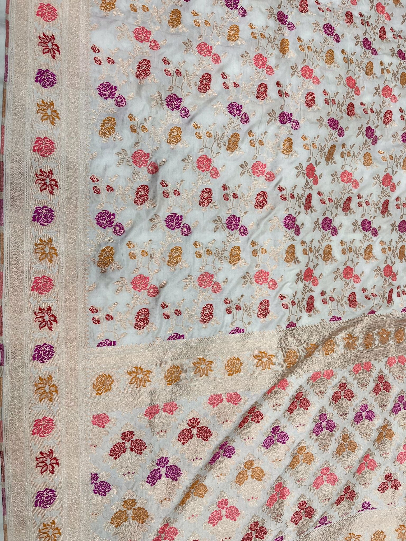 Pure Katan Silk Handloom Banarasi Saree - Jaal Work With Meenakari