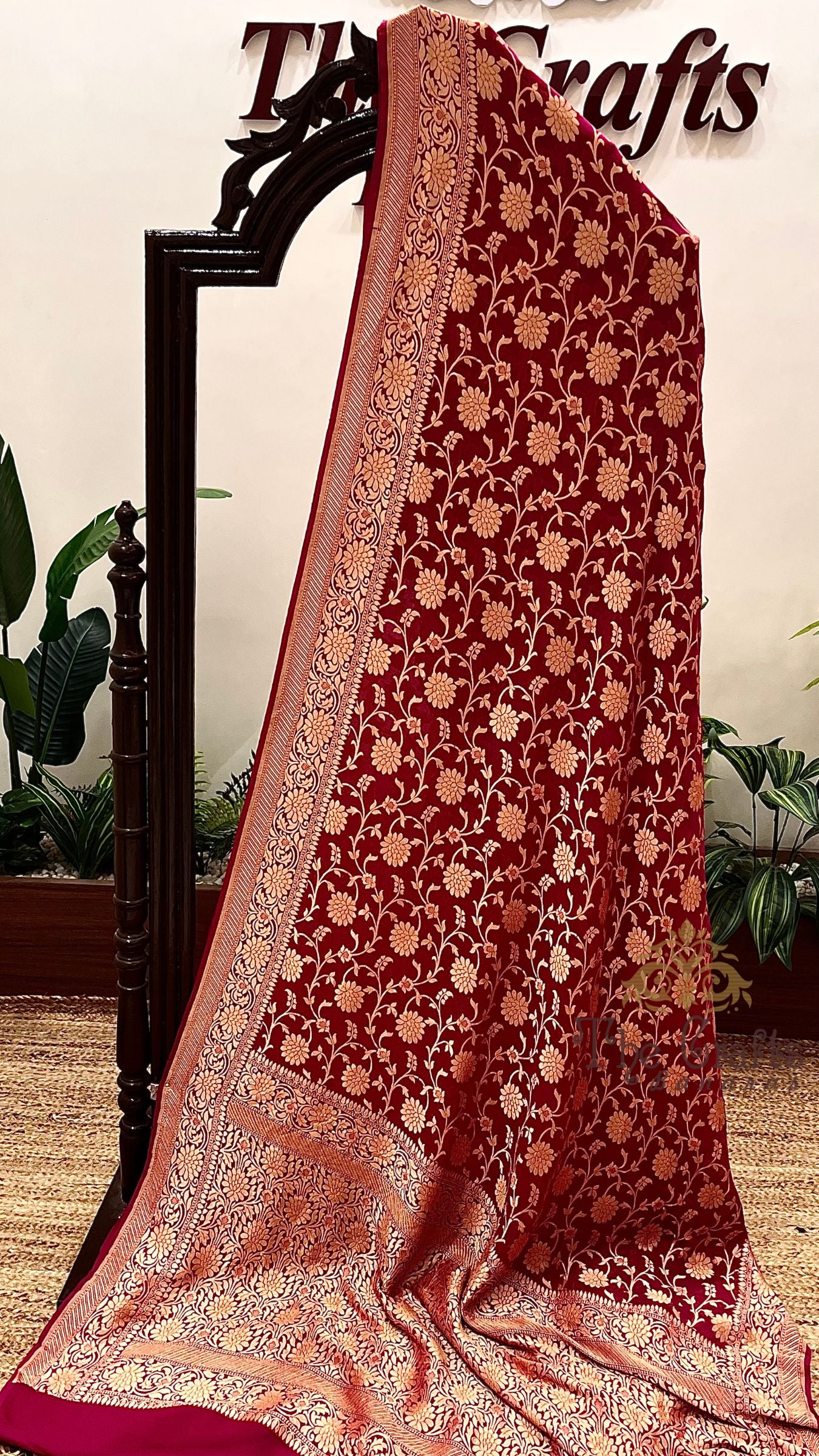 Khaddi Georgette Handloom Banarasi Saree