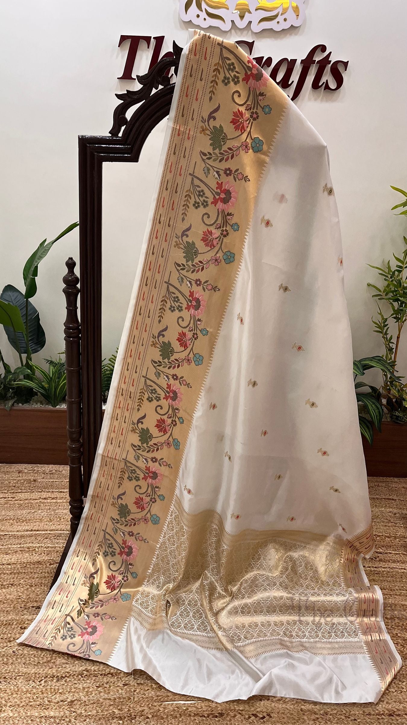 Pure Mango Silk Handloom Banarasi Saree - with Paithani Border