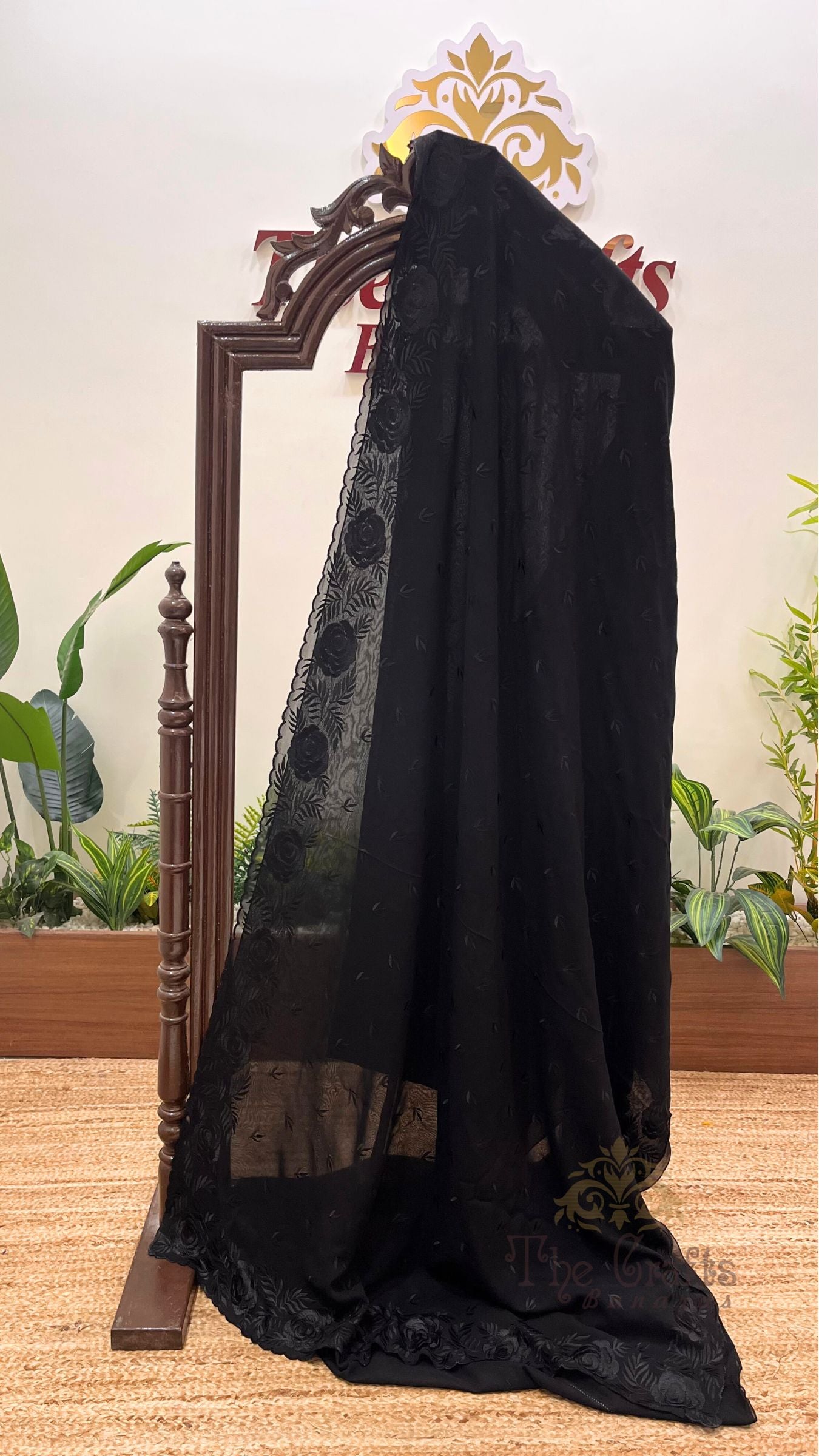 Pure Georgette Chikankari Handloom Banarasi Saree