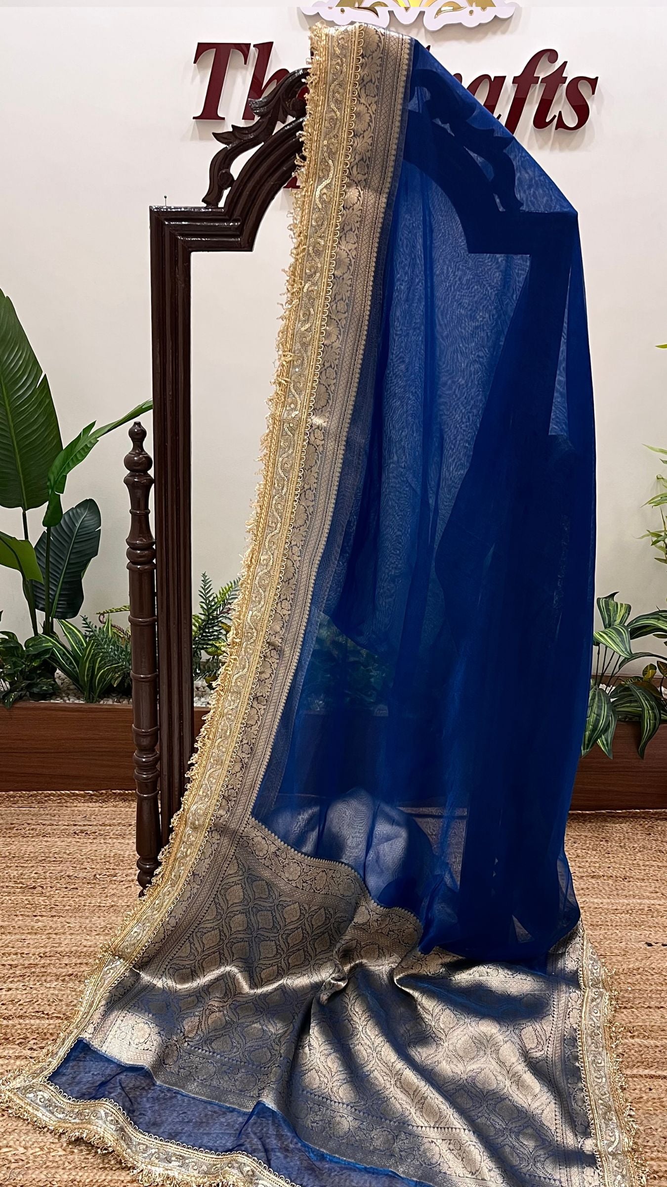 Pure Tissue Silk Handloom Banarasi Saree - with Lace Border