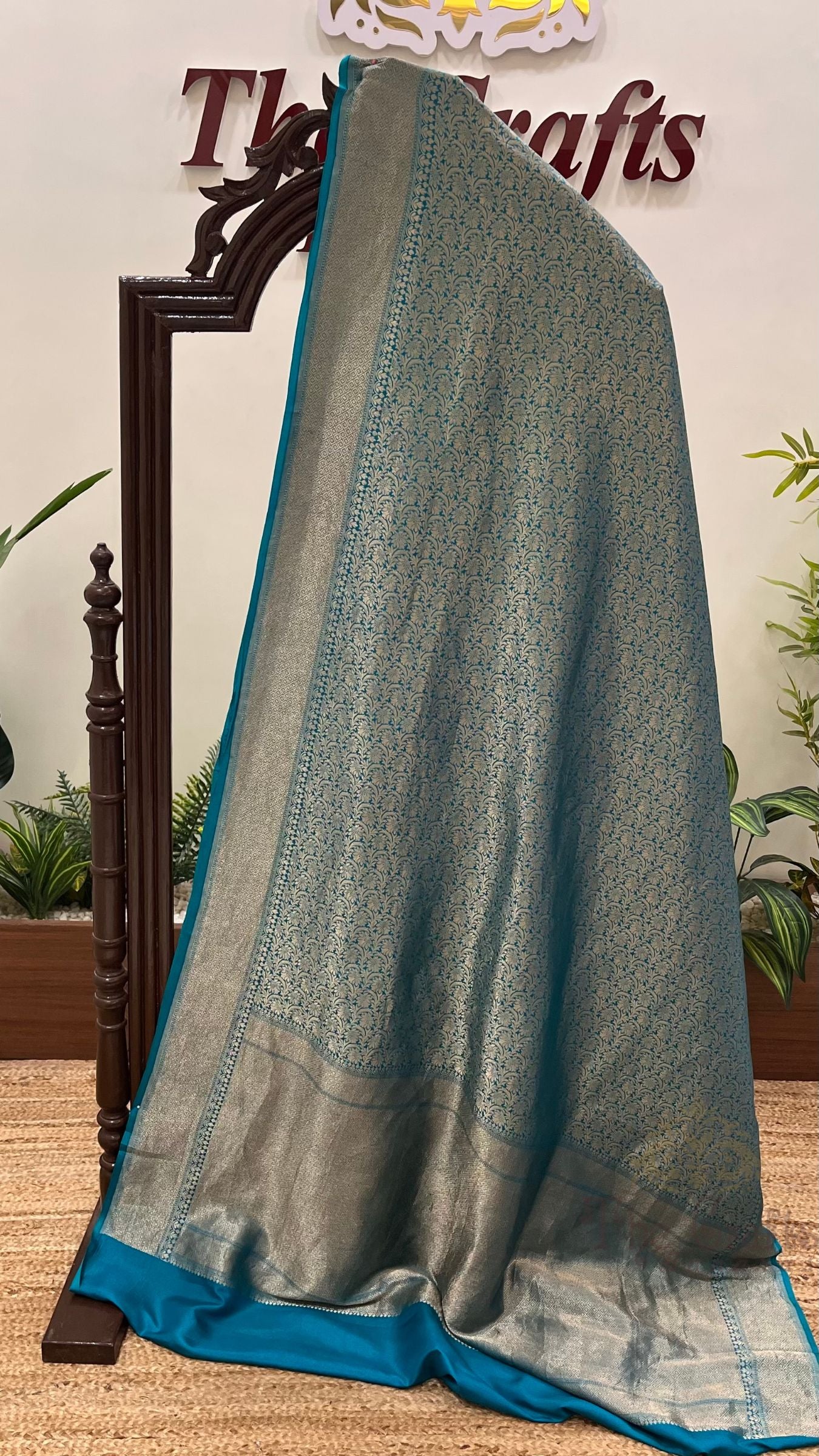 Pure Katan Silk Handloom Banarasi Saree - Tanchui Brocade