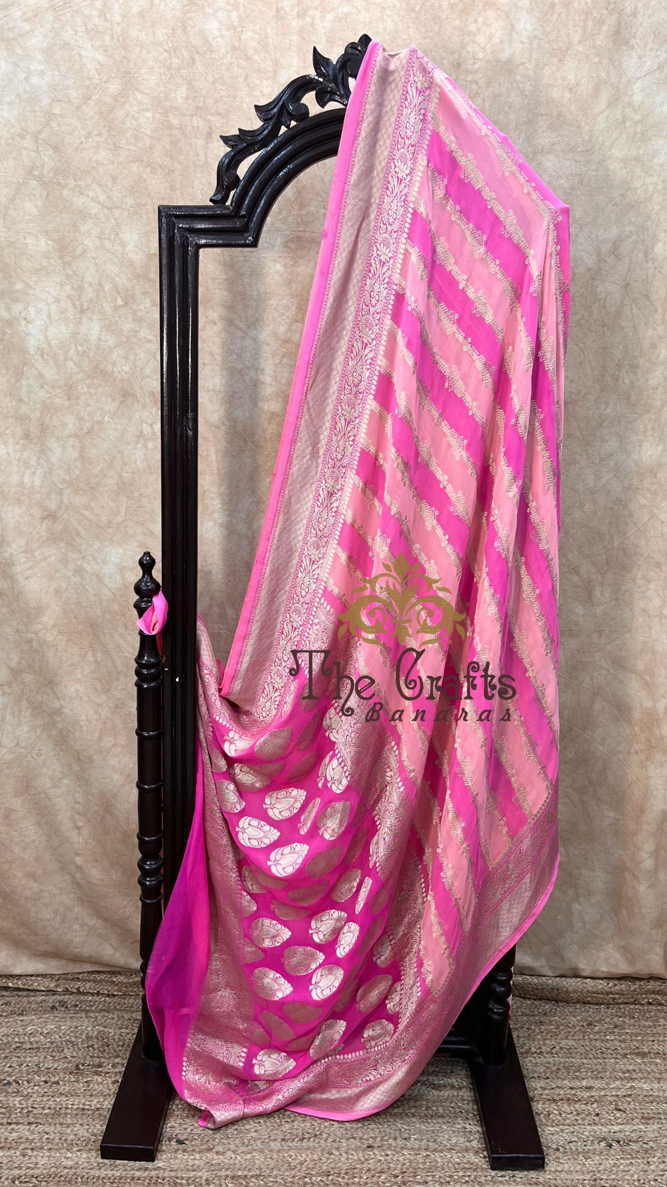 Khaddi Georgette Handloom Banarasi Saree - Water Zari