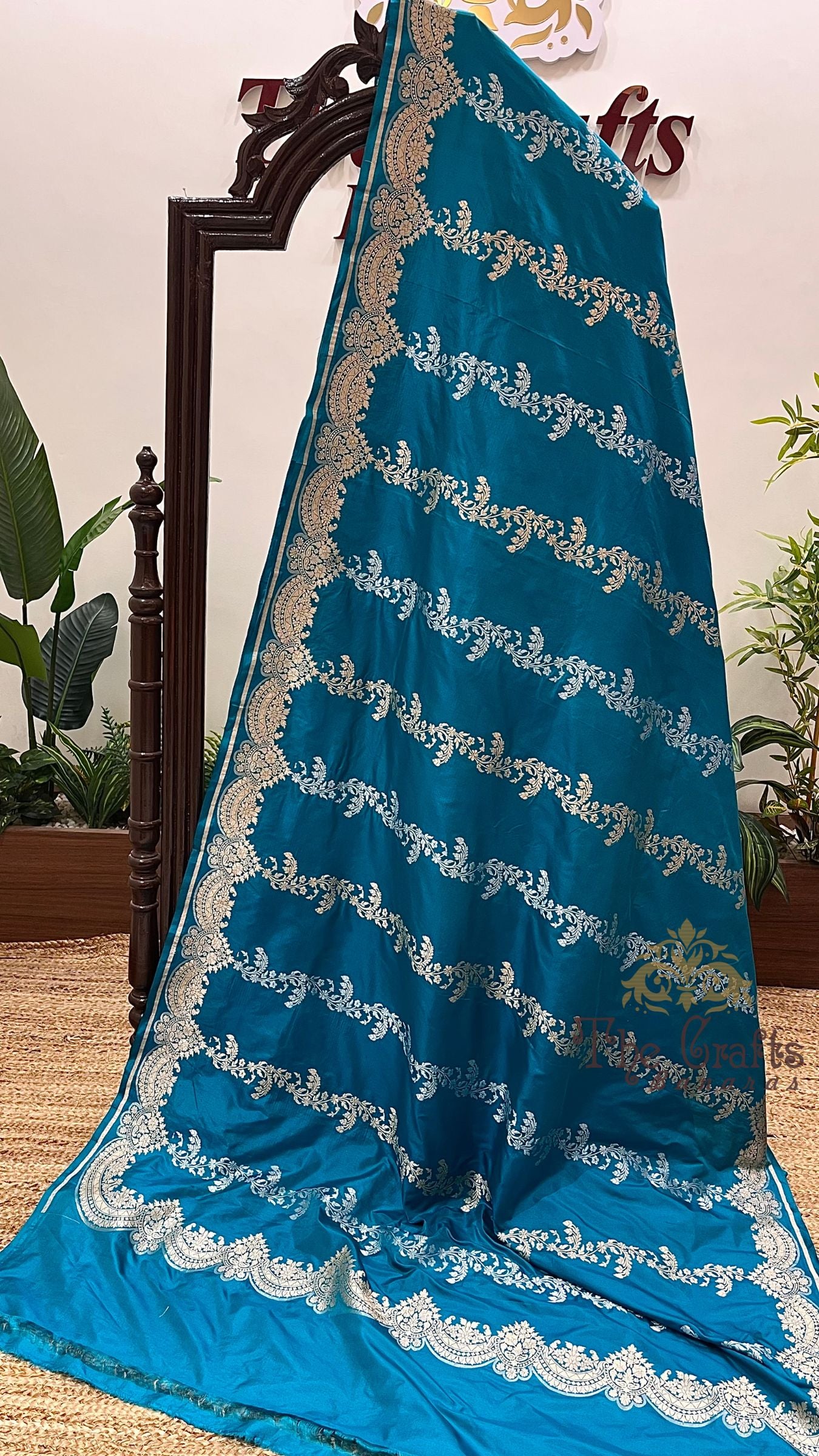 Pure Katan Silk Handloom Banarasi Saree - Sona Rupa with Kadhua Border