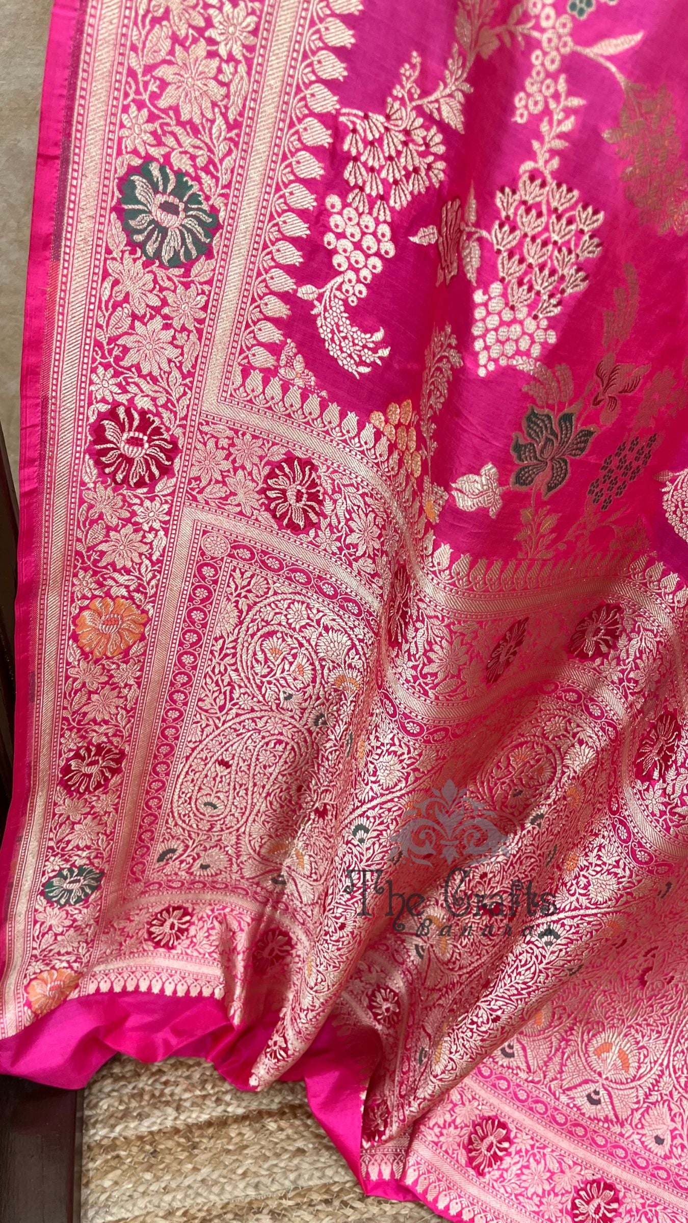 Pure Katan Silk Handloom Banarasi Saree - Jaal With Meenakari
